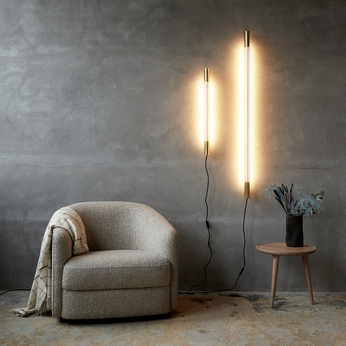 Radent wall lamp short brass