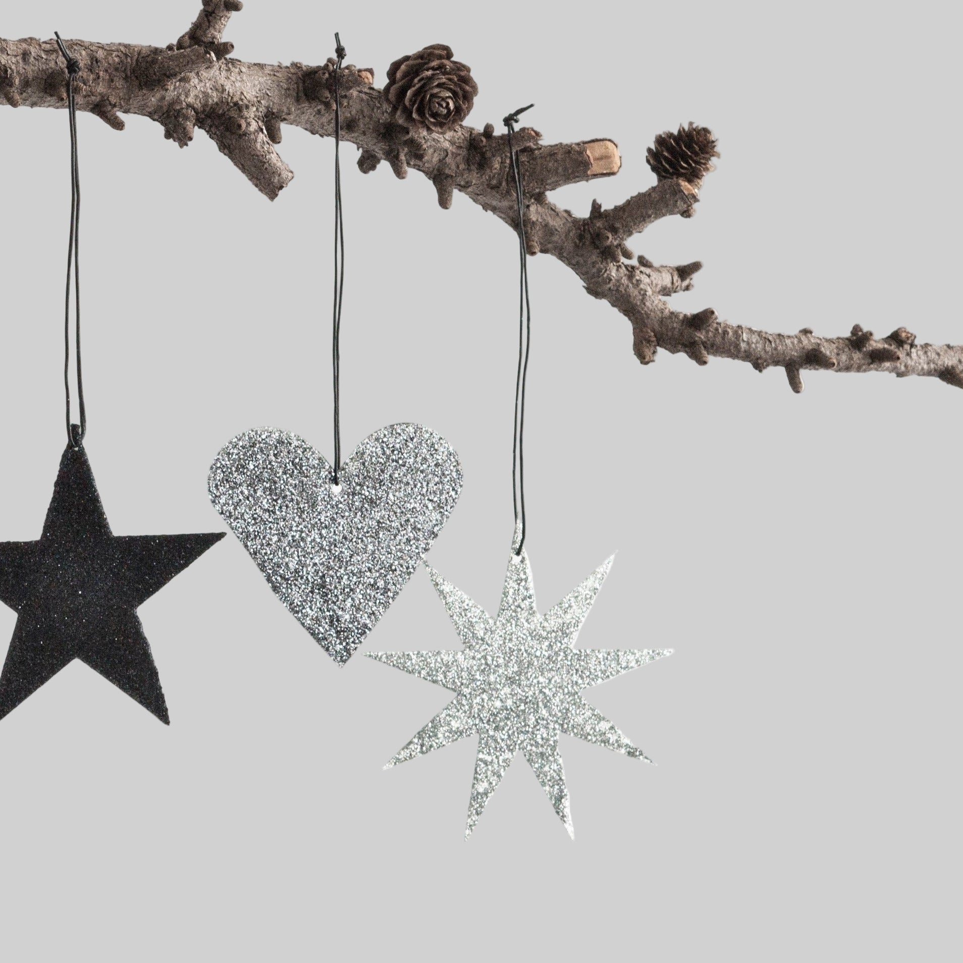 Holiday Ornament - Glitter heart, grey (box of 12)