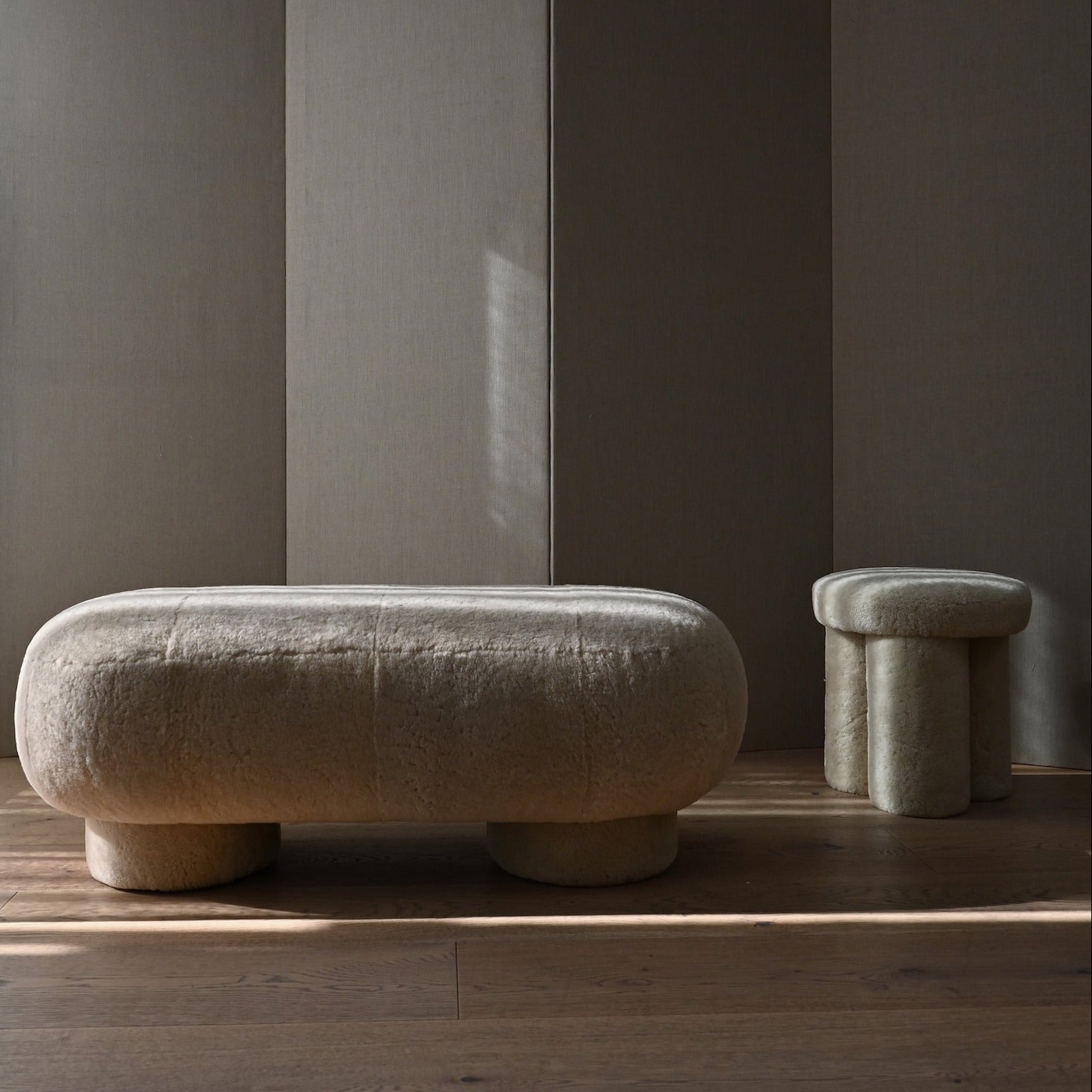 Big Foot Stool - Sheepskin, Sandshell