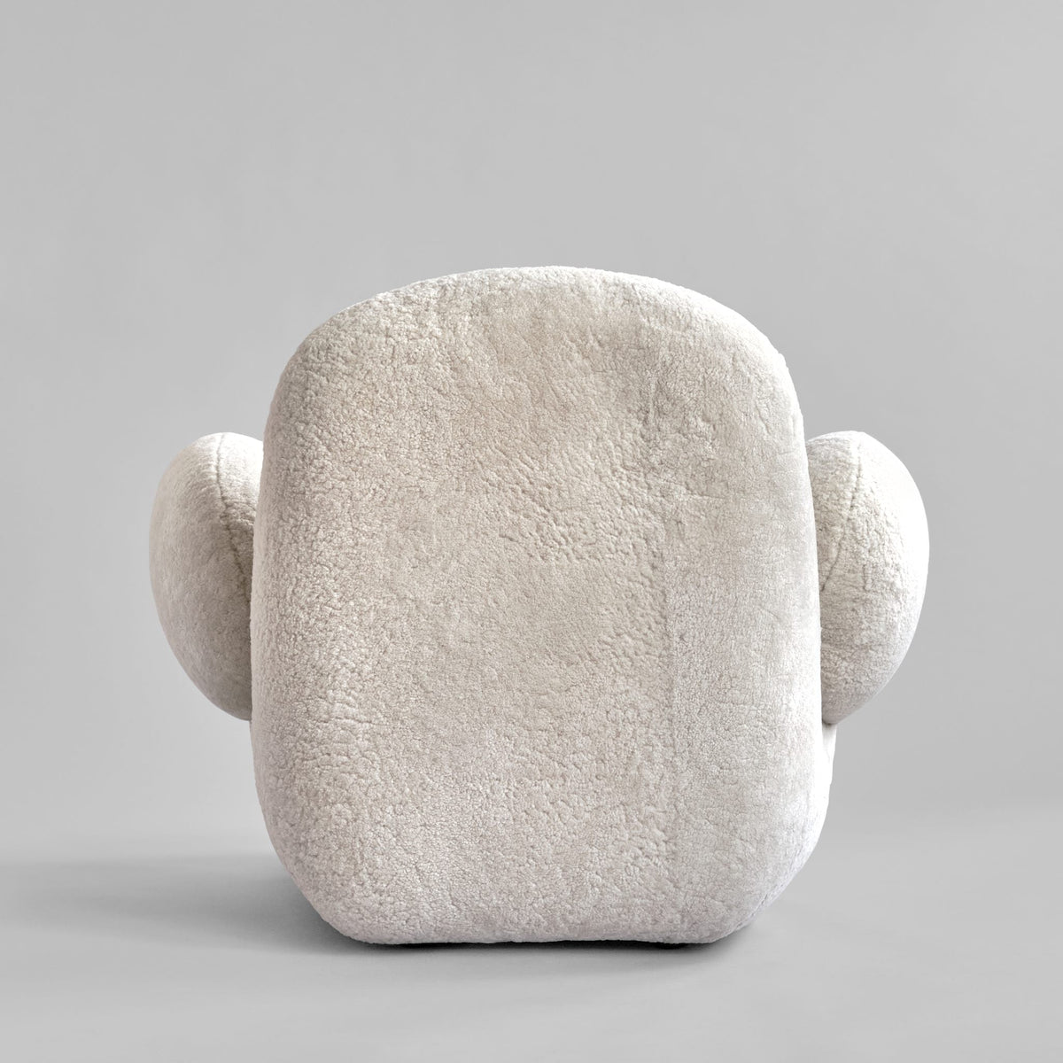 Toe Armchair, Flat - Sandshell Sheepskin*