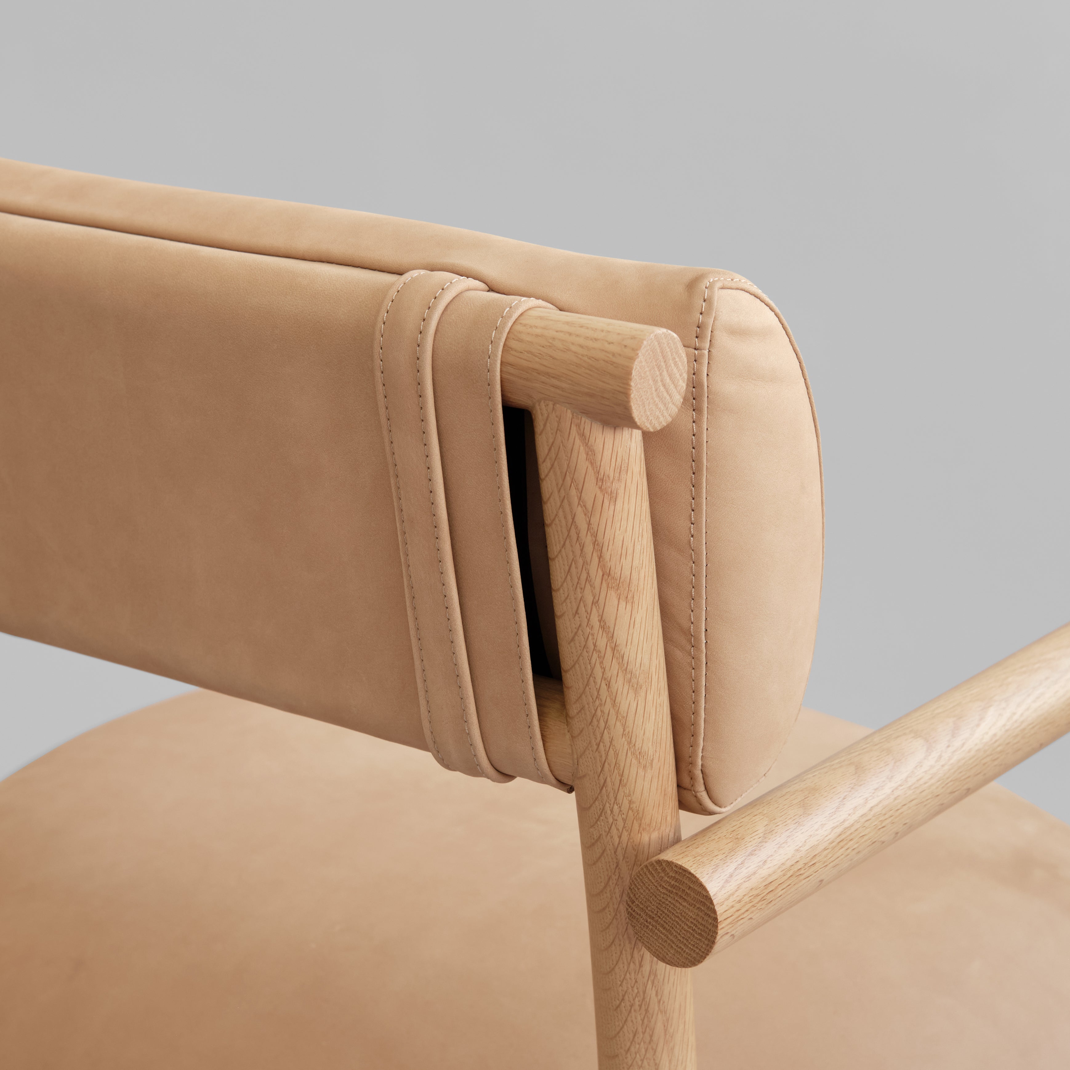 Nama Lounge Chair - Nubuck *Pre-order