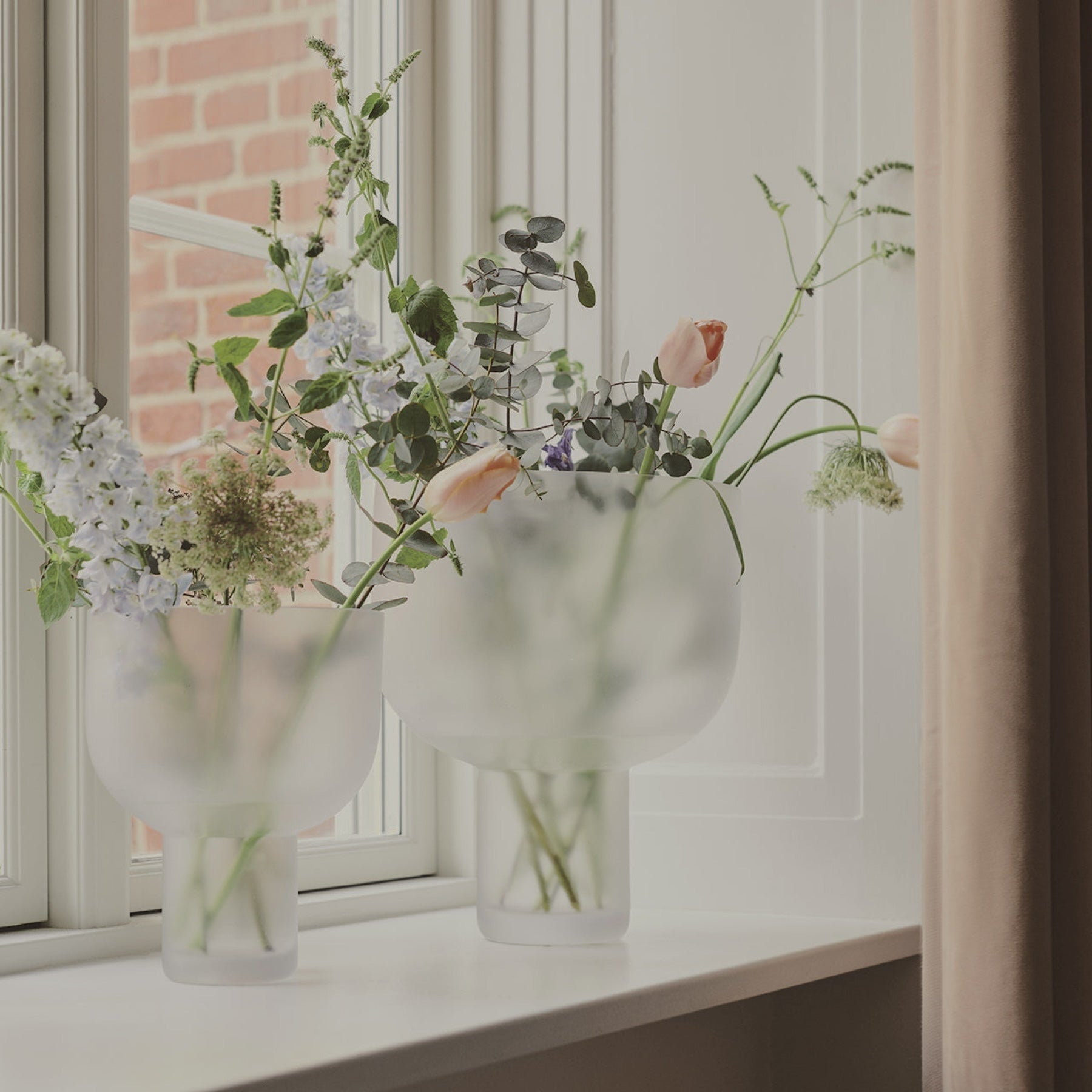 NEBL Vase Medium, Frosted*