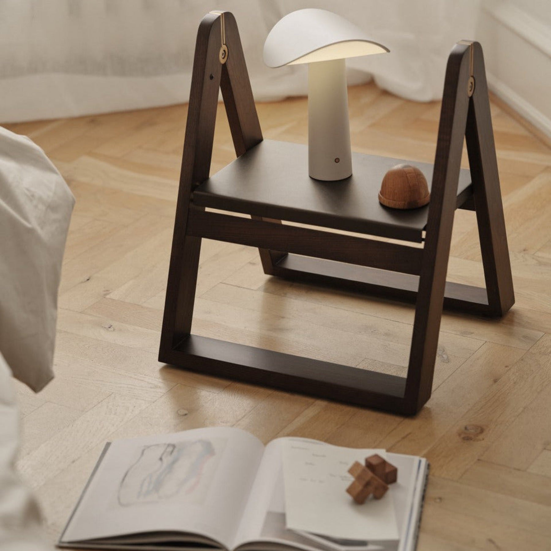 REECH Step Stool, Dark Ash