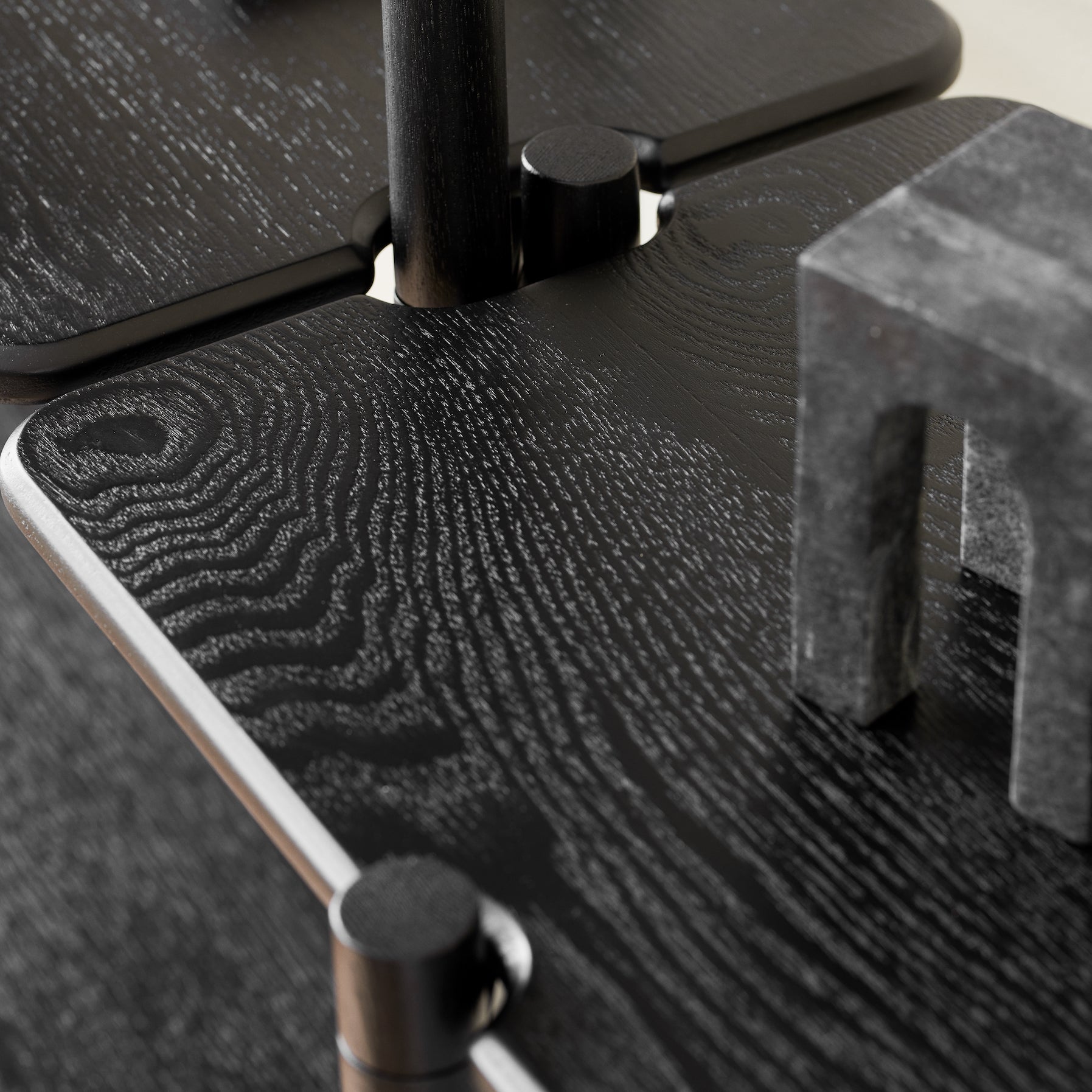 INVI Modular Shelf System