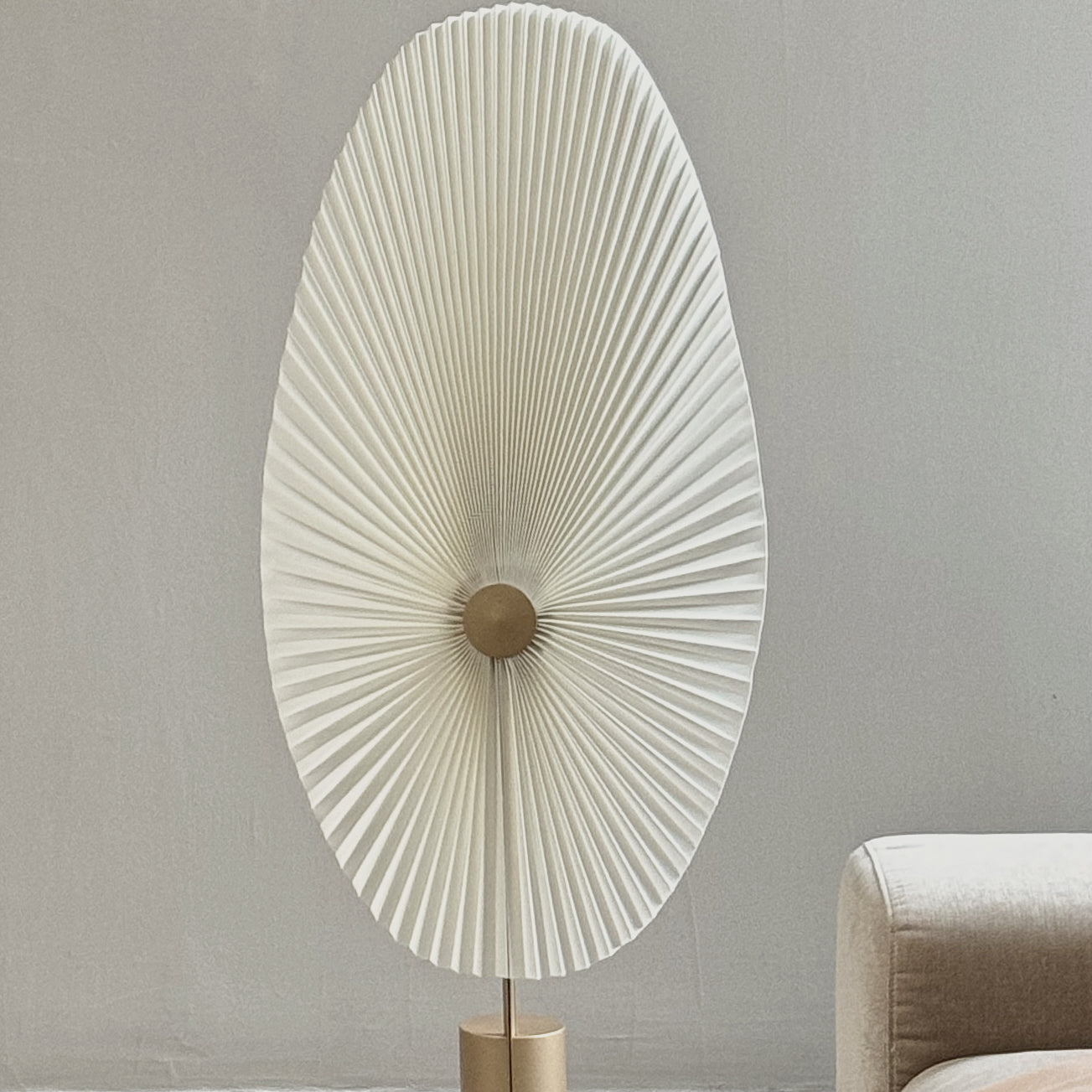 LIRIS Floor Lamp - Brass