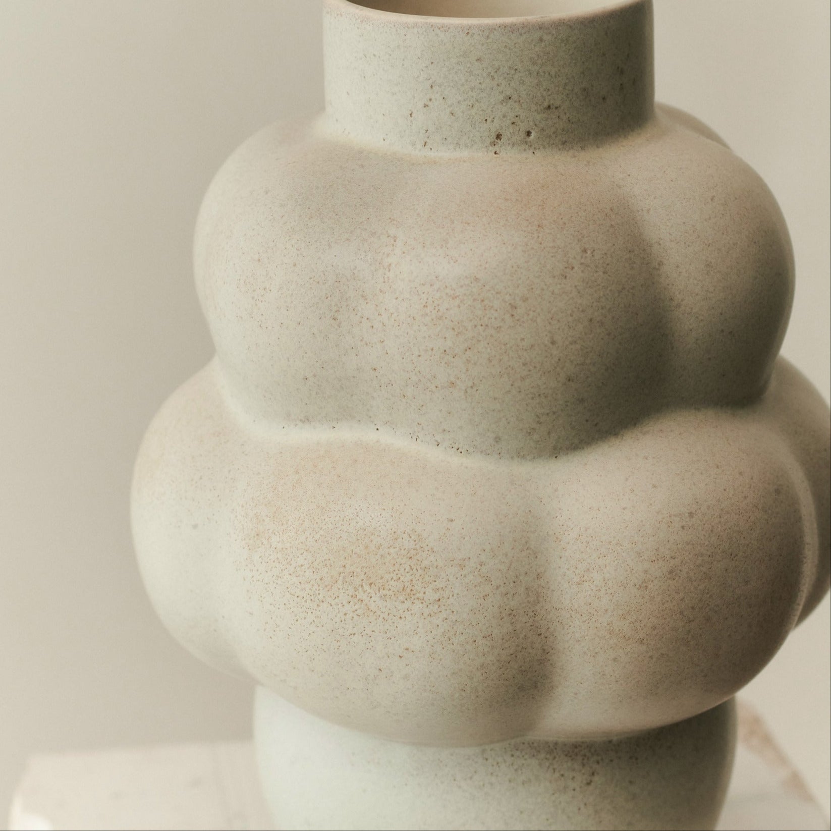 Balloon Vase 04 Vintage Glaze