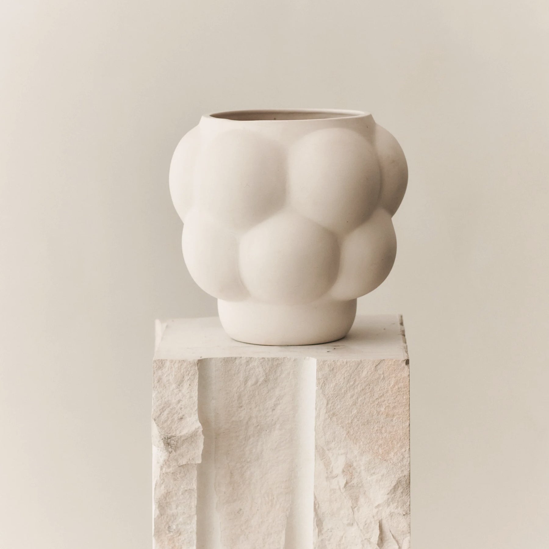 Balloon Pot 09 Raw White