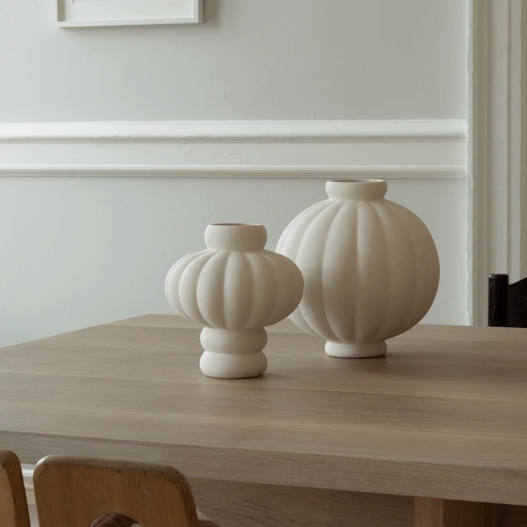 Balloon Vase 01 Raw White