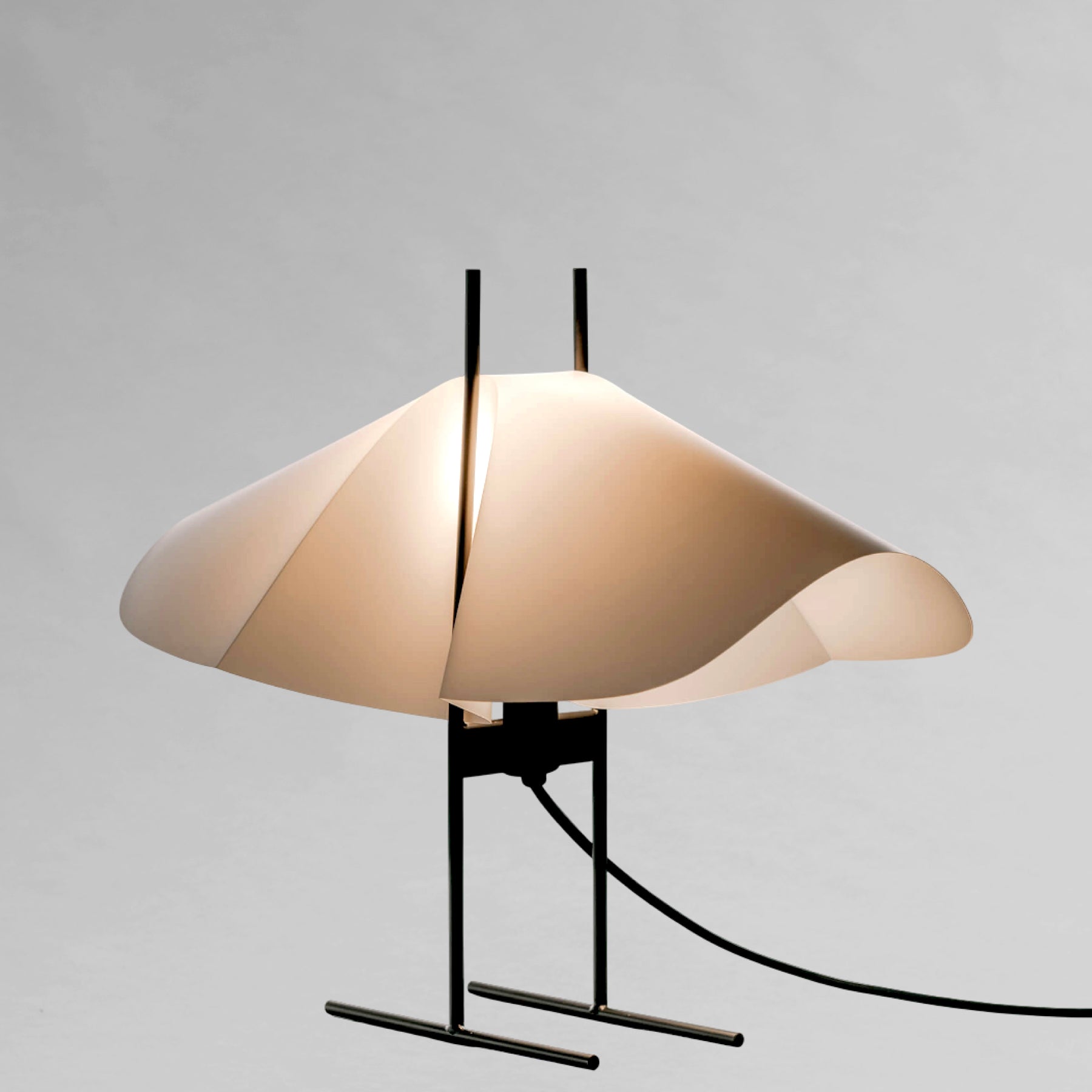 CHO Table Lamp - Black