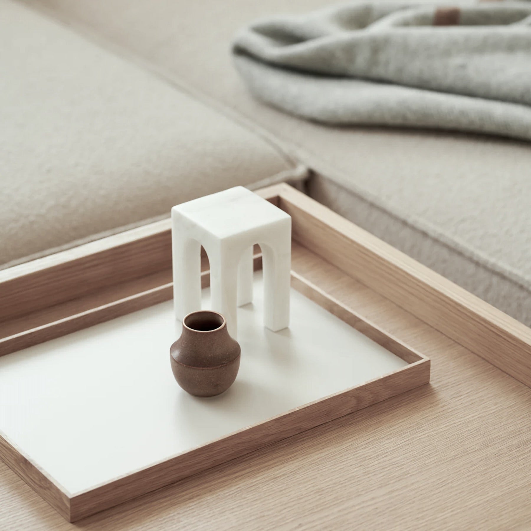 FRAME tray medium, oak/beige