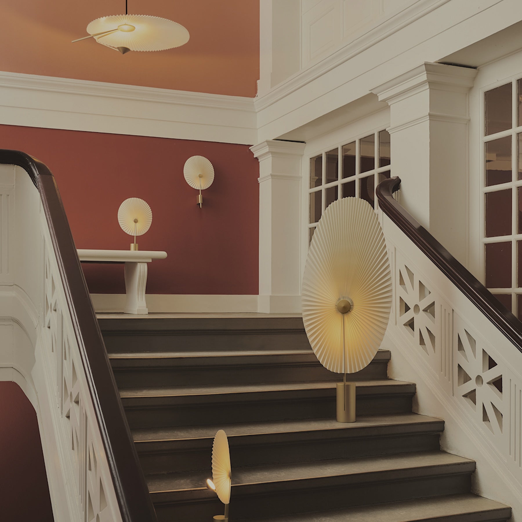 LIRIS Floor Lamp - Brass
