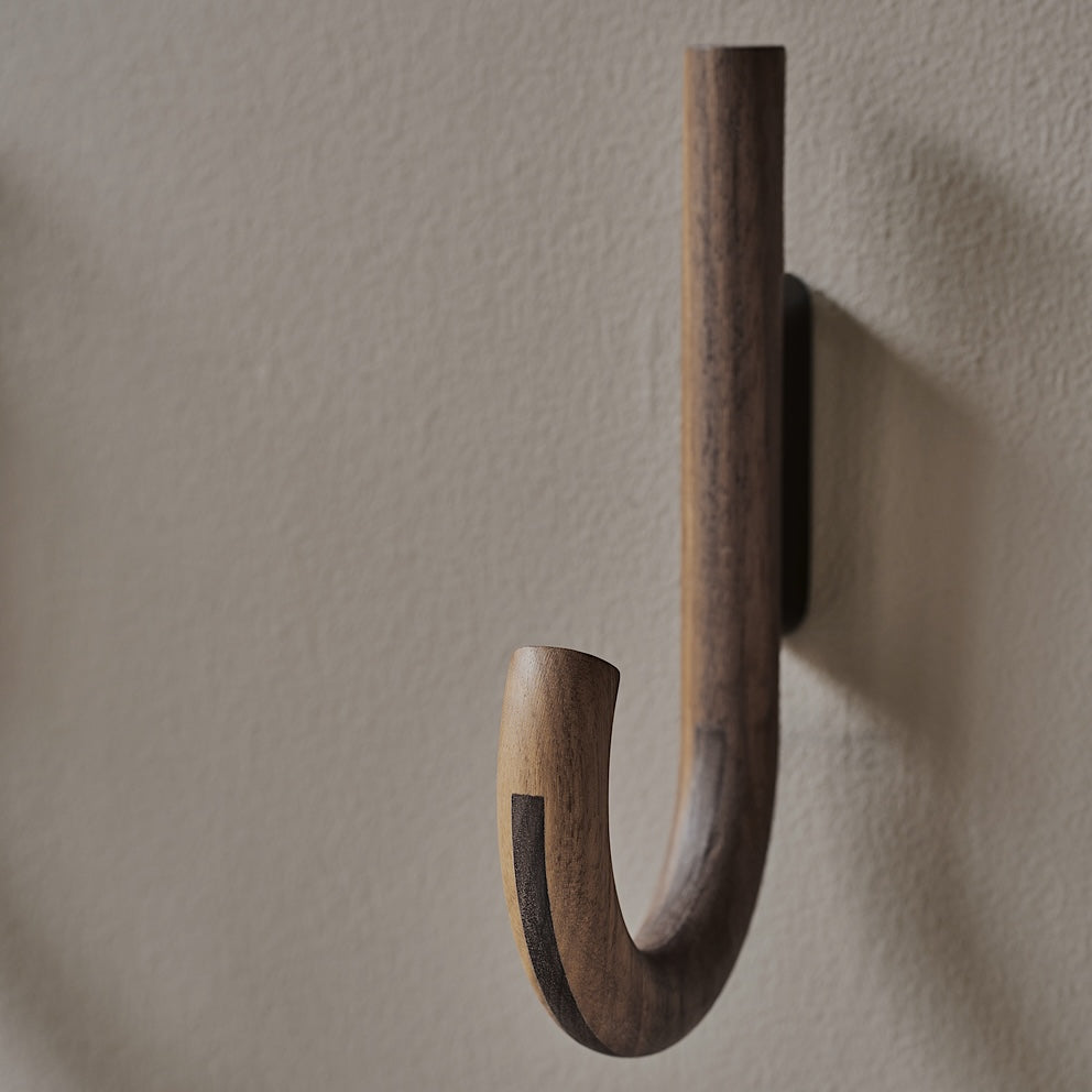 HOOK Big, walnut-black*
