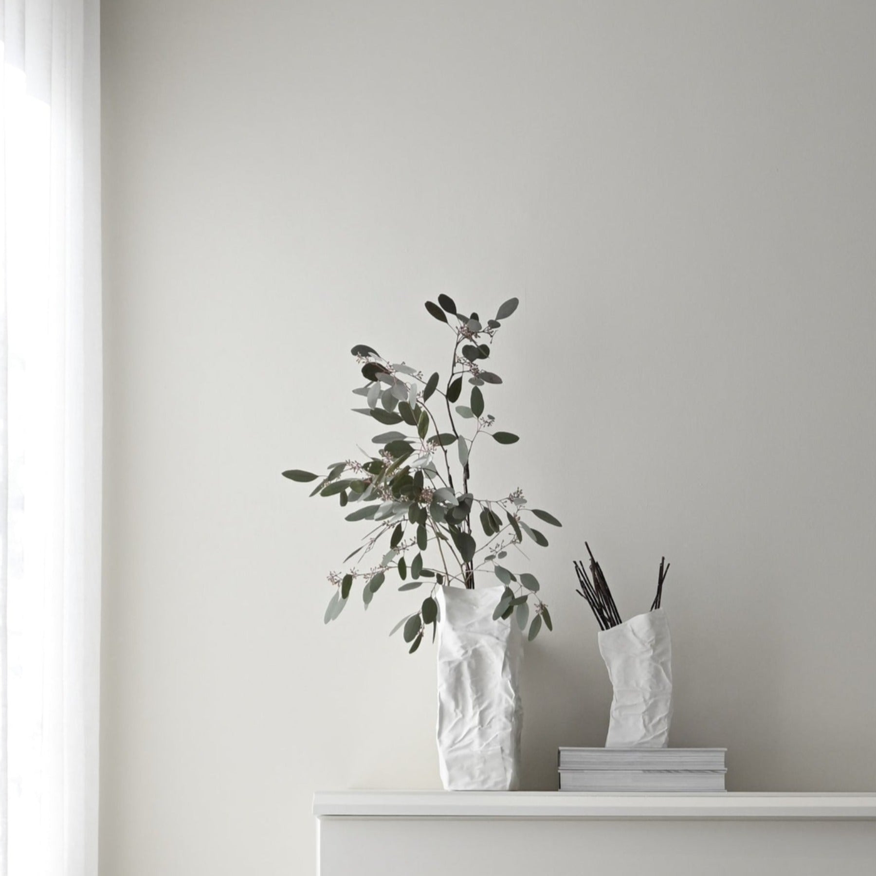 Kami Vase, Medio - Bone White