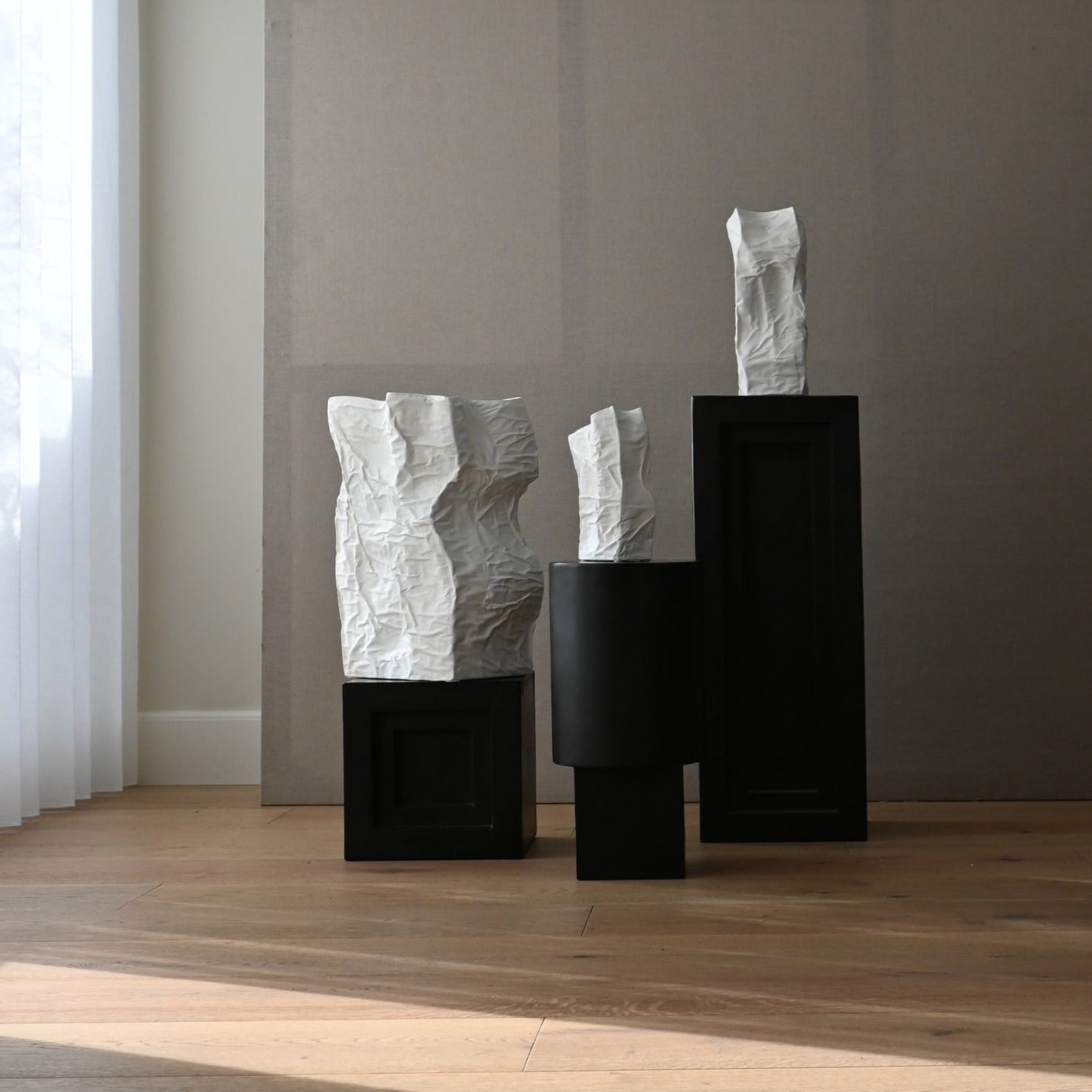 Kami Vase, Medio - Bone White
