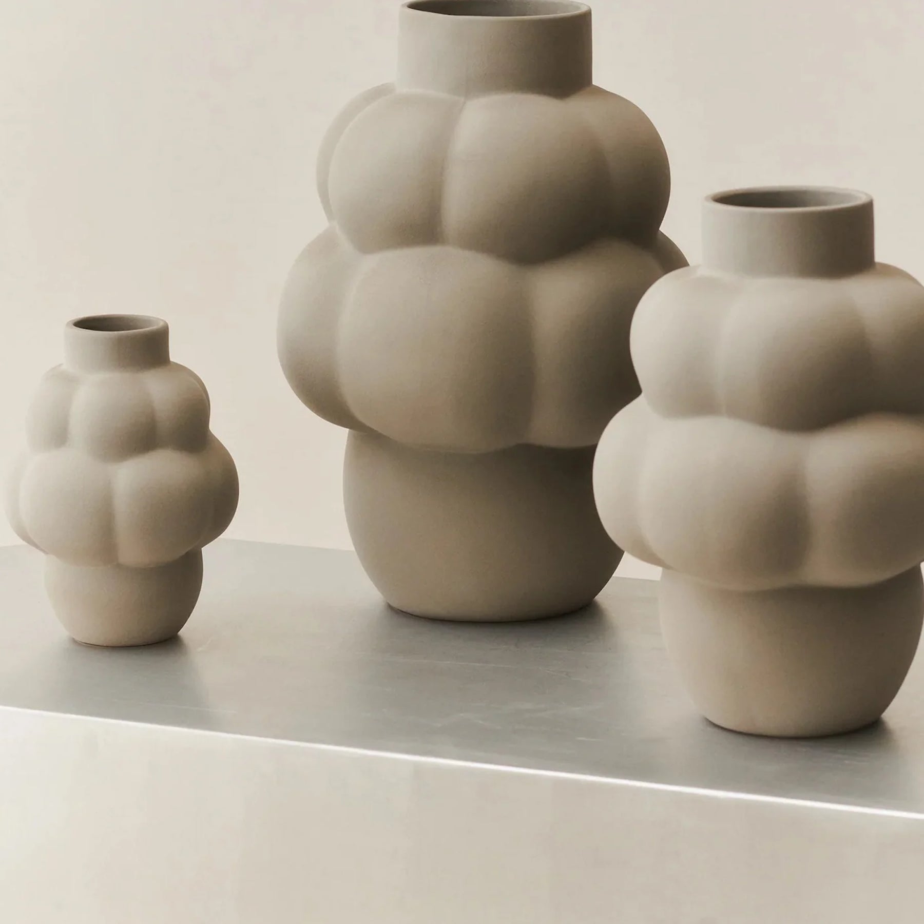 Balloon Vase 04 Petit Sanded Grey