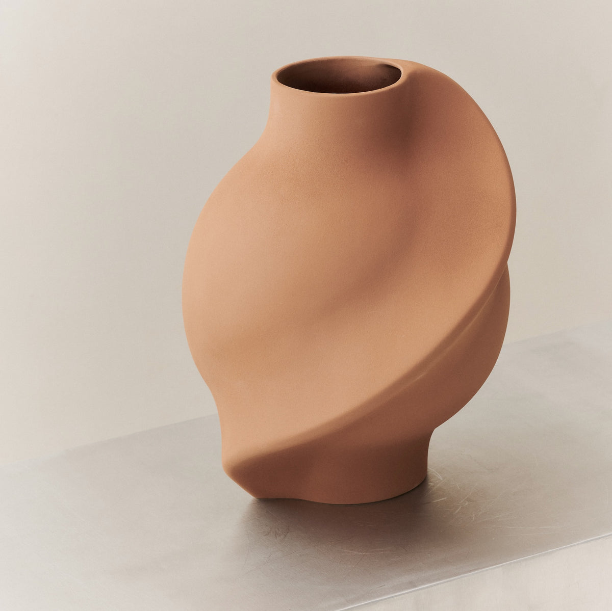 Ceramic Pirout Vase 02 Sanded Ocker * Pre-order