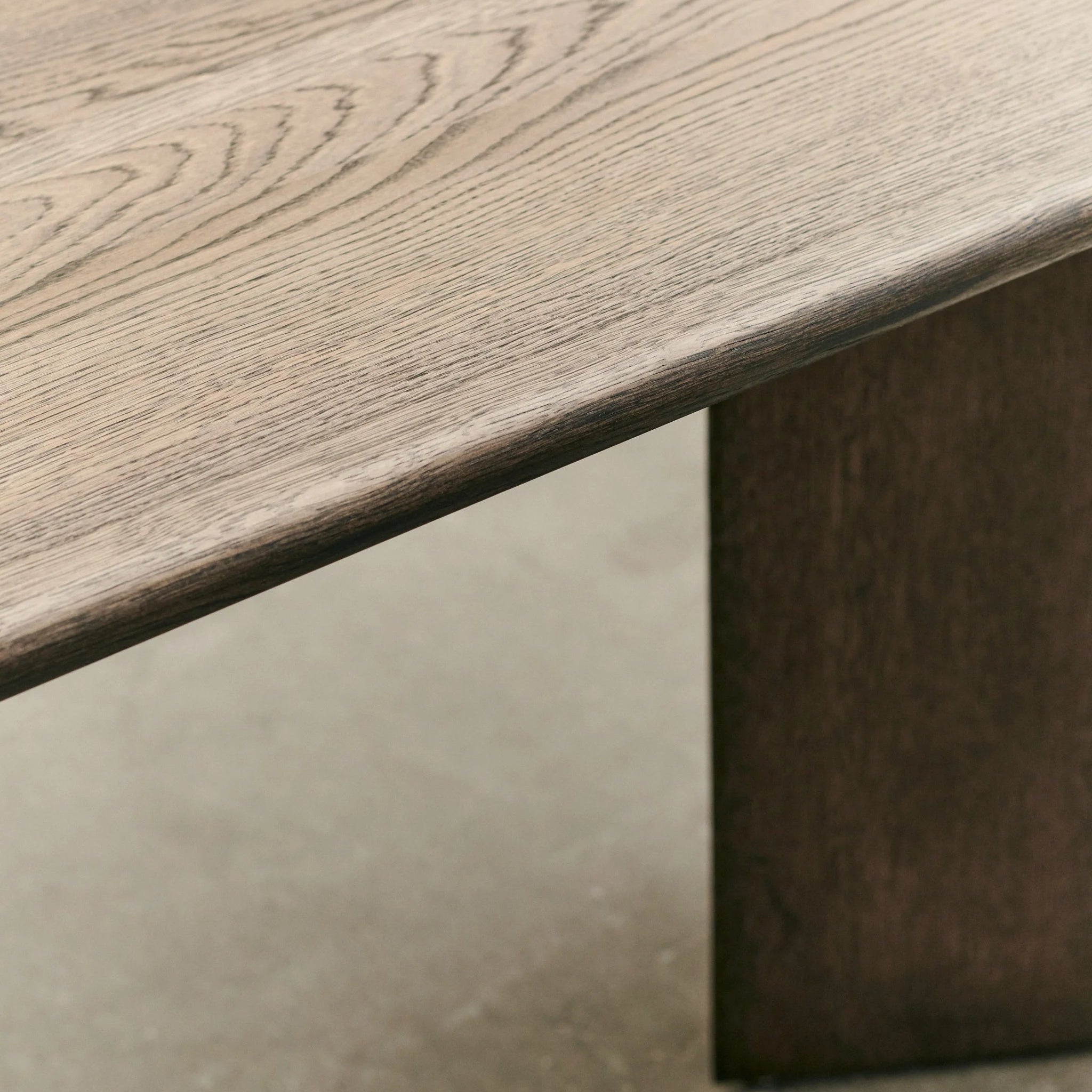 Pillabout Dining Table 02 - Smoked Oak