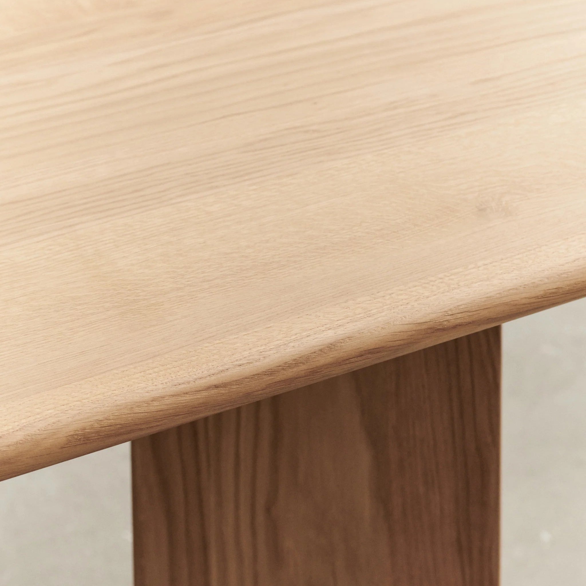 Pillabout Dining Table 02 - Natural Oak