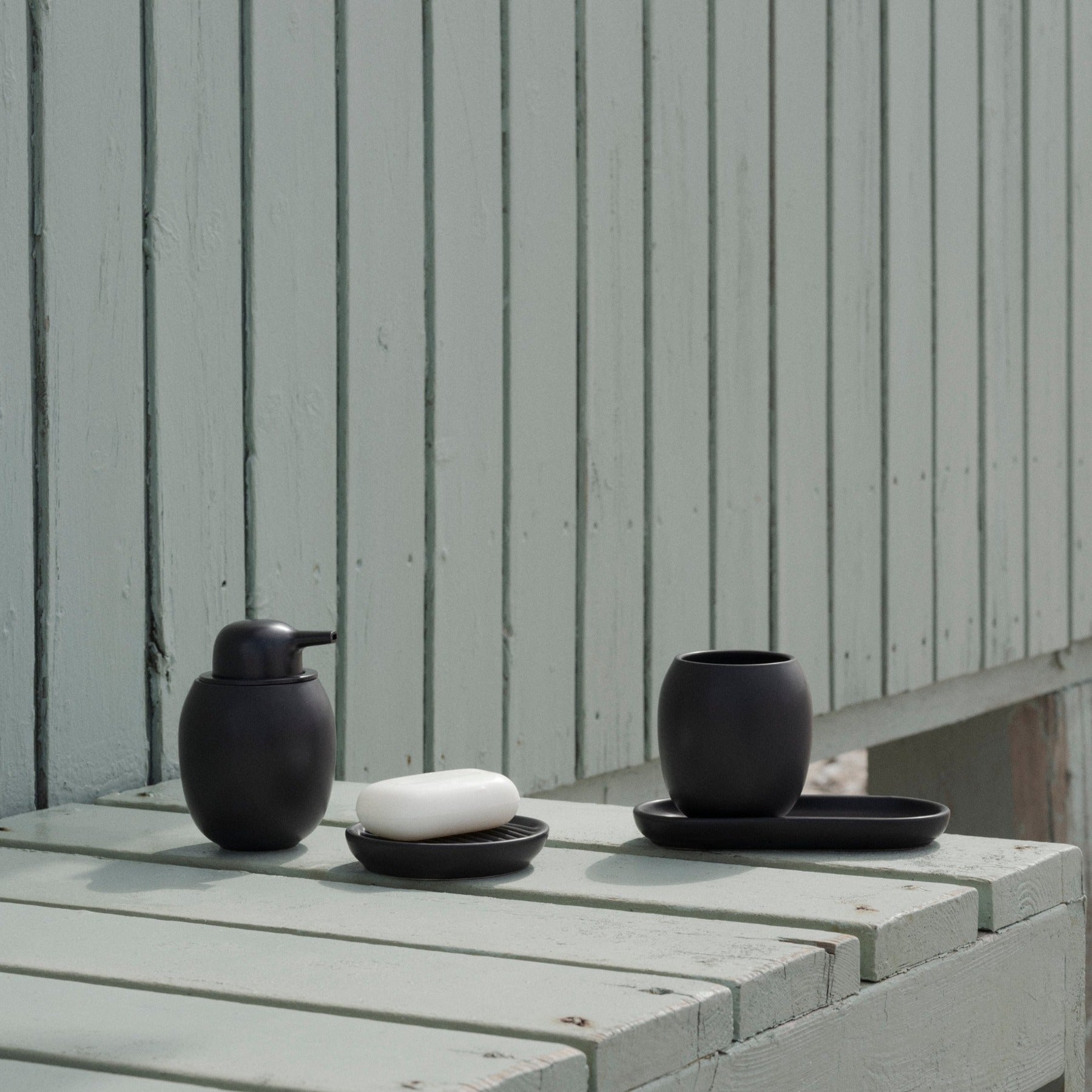 Fjord soap dish - black