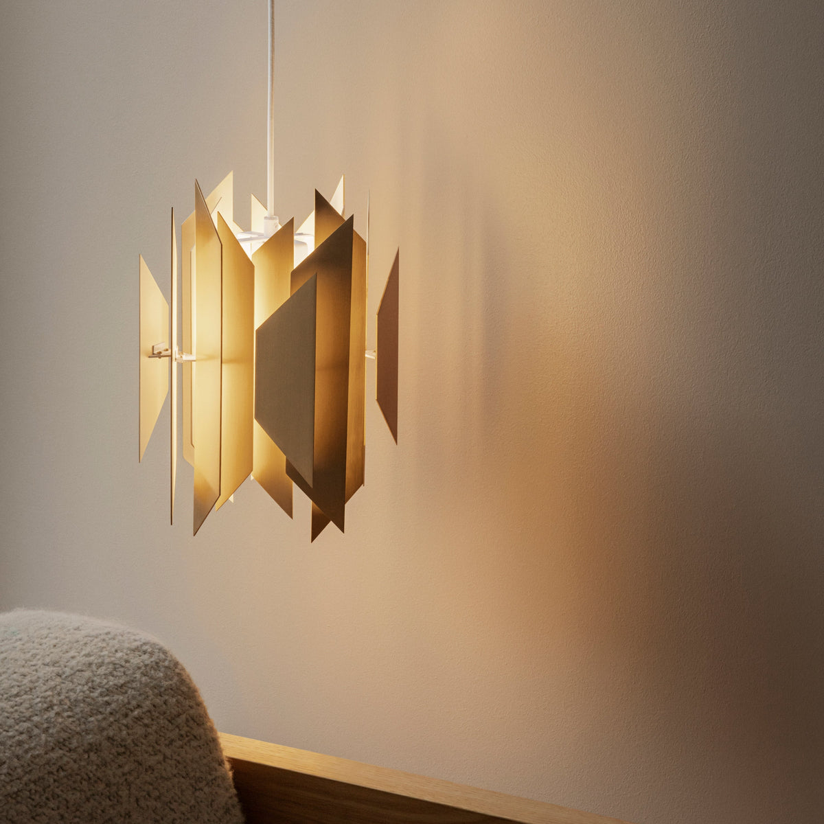 DIVAN 2 PENDANT 550 Brass