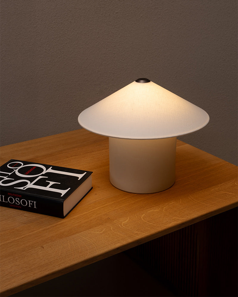 FUTé TABLE 350