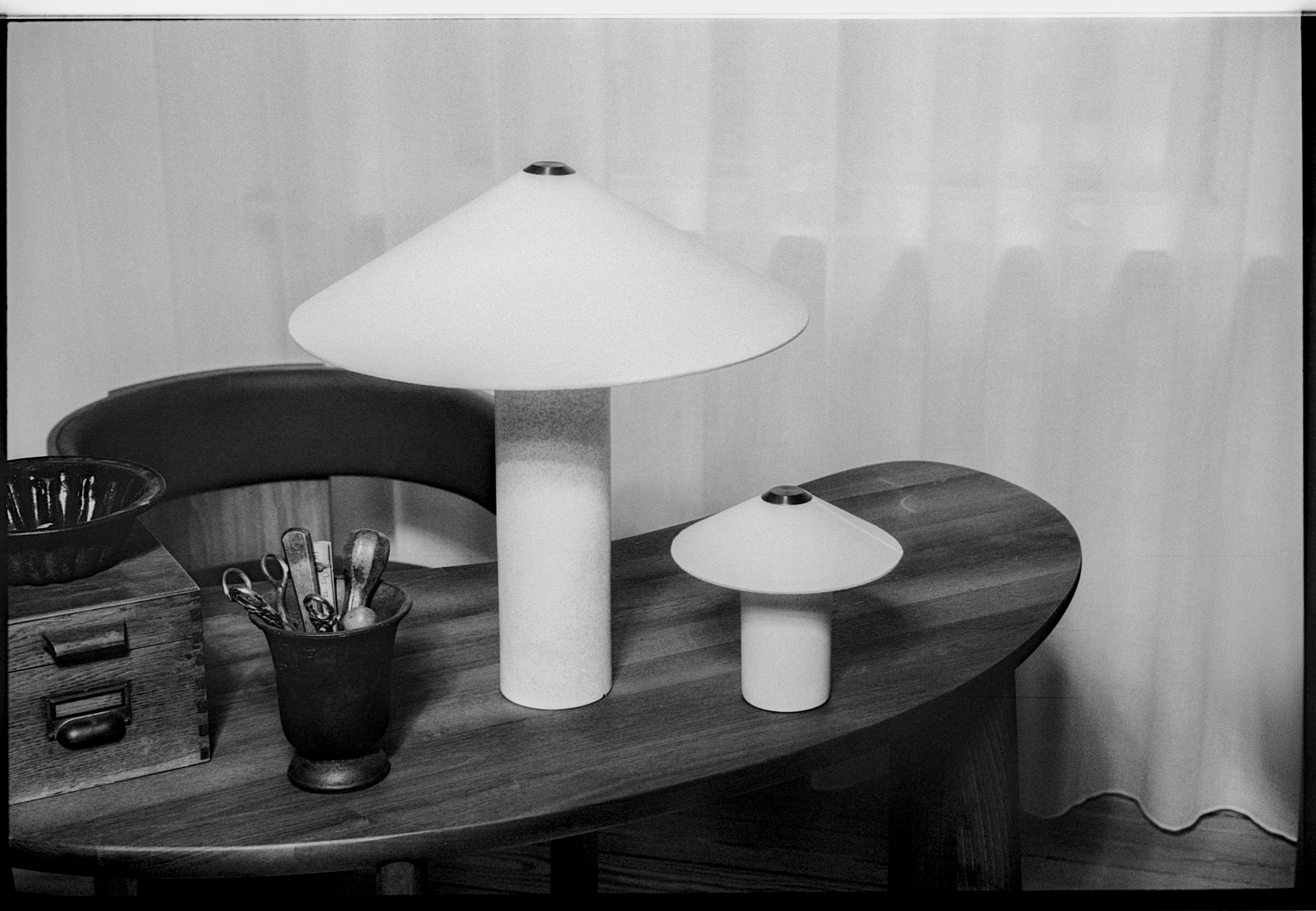 FUTé TABLE 350
