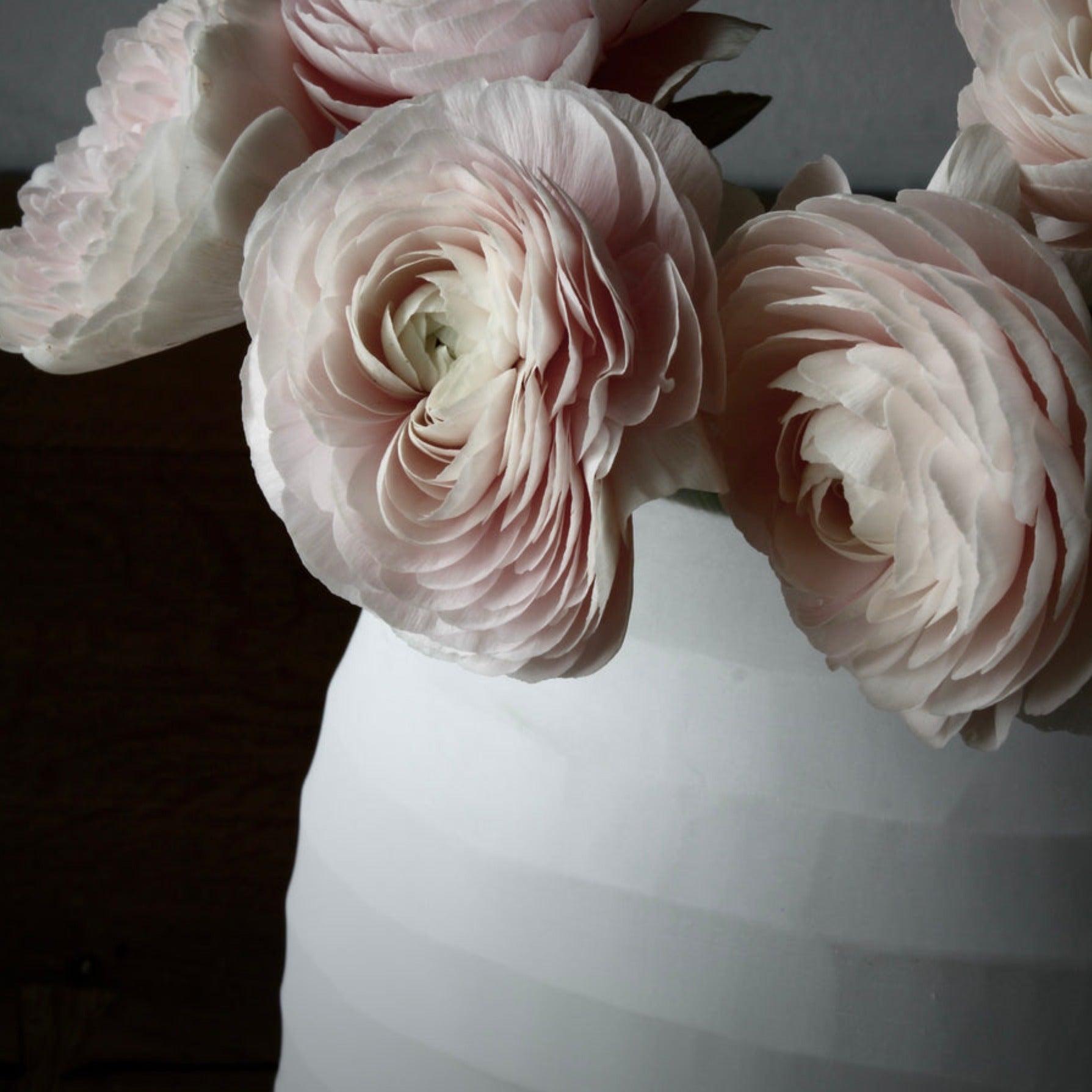 Organic vase 02 - white