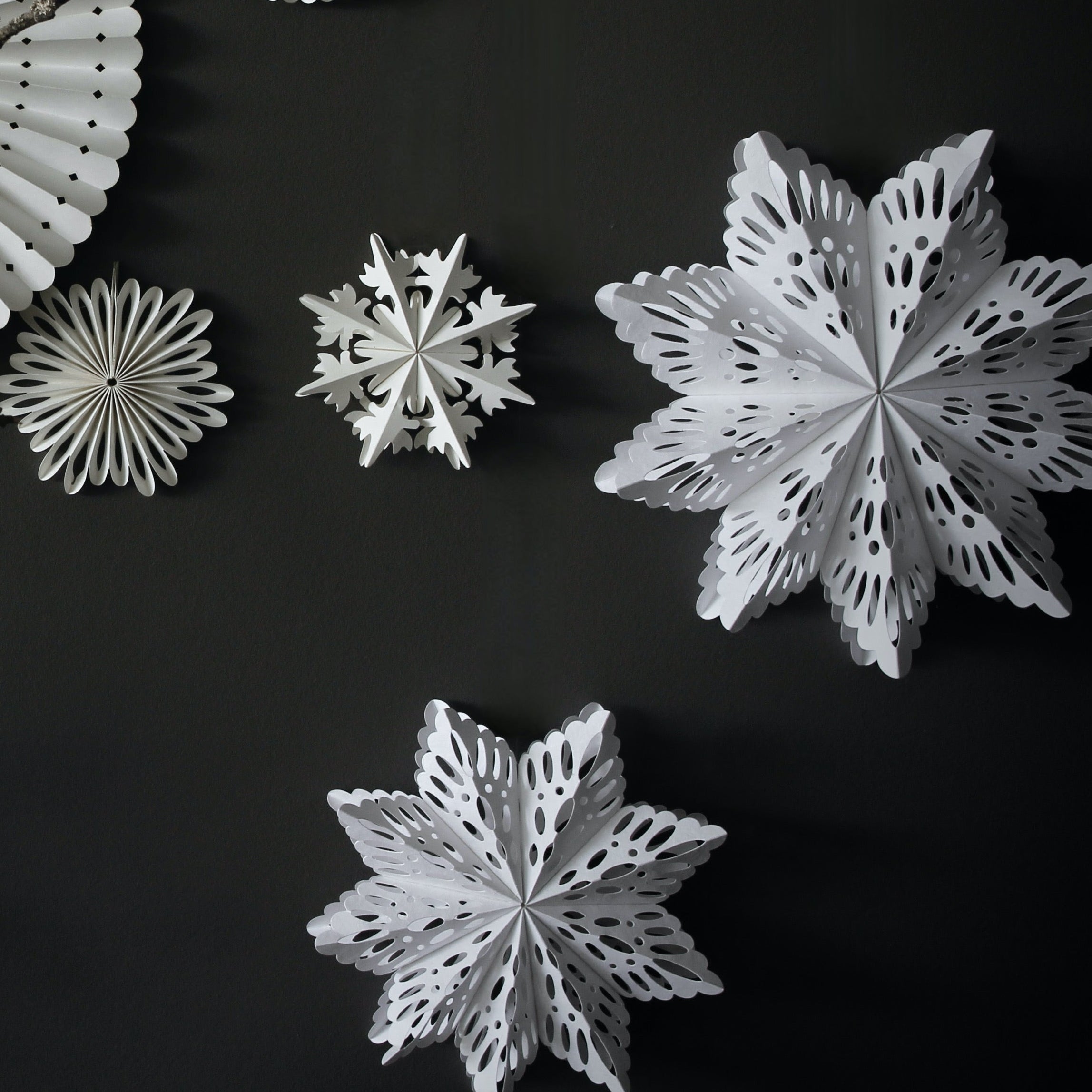 SUSTAIN Folding Snowflake, small white (set of 2)