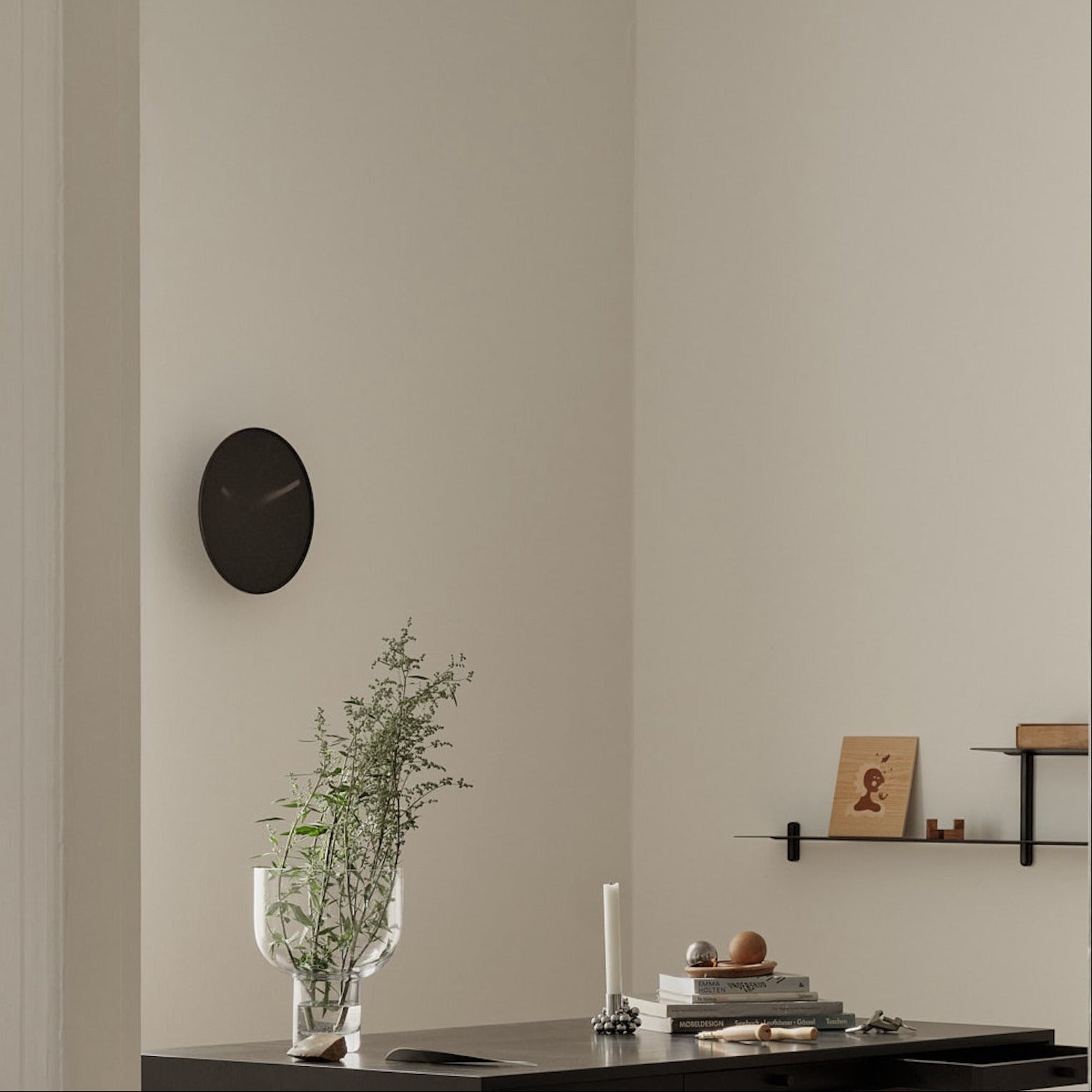 MOMENTT wall clock - black