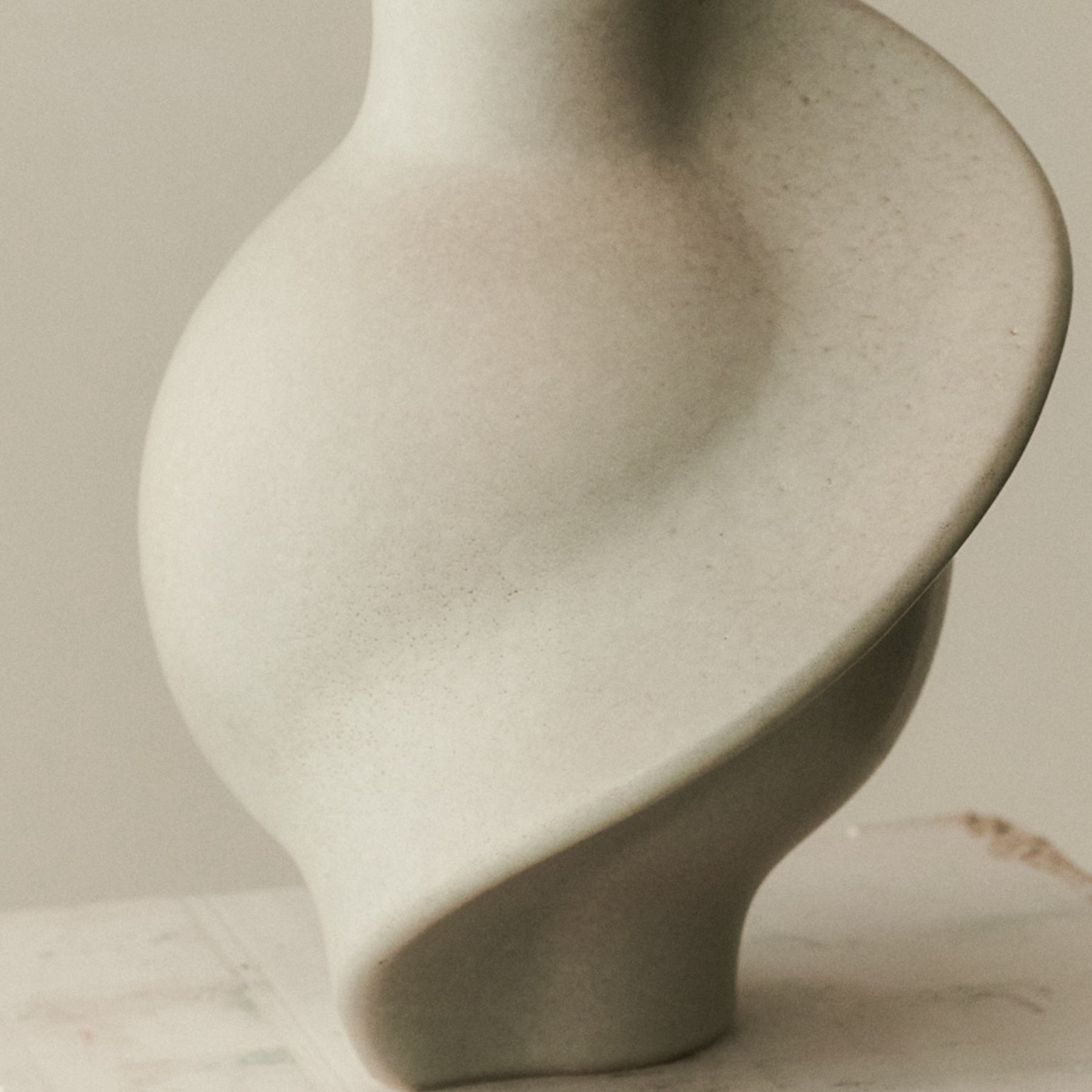 Ceramic Pirout Vase 01 Vintage Glaze