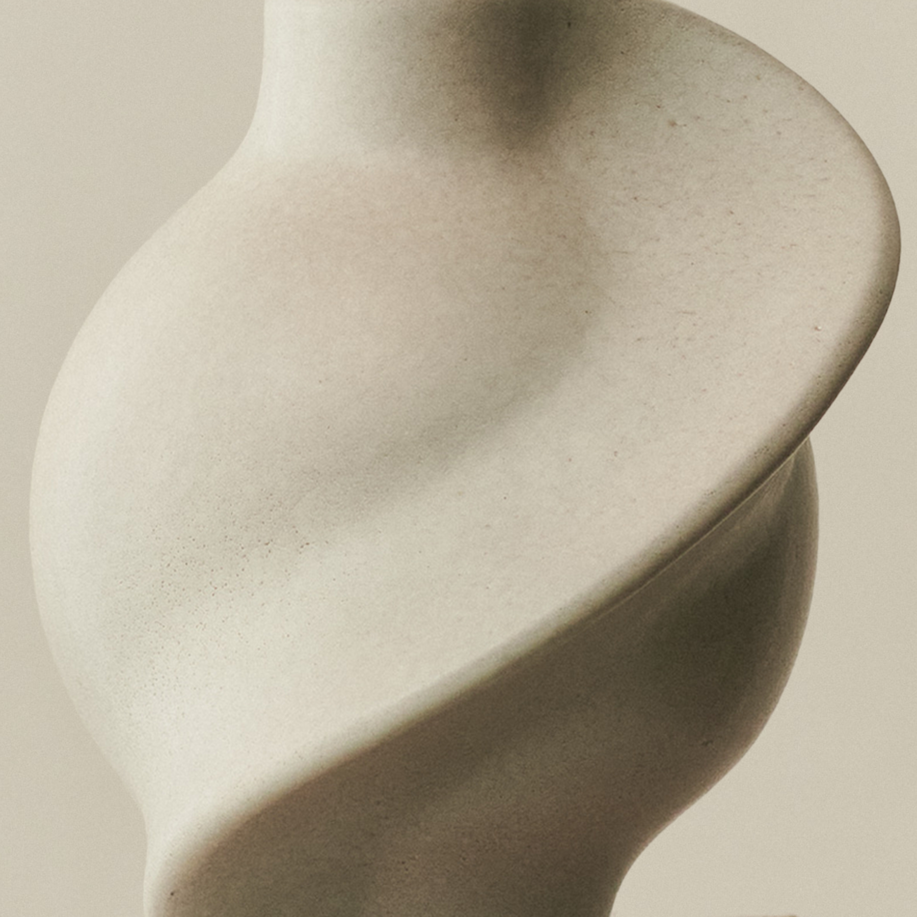 Ceramic Pirout Vase 02 Vintage Glaze