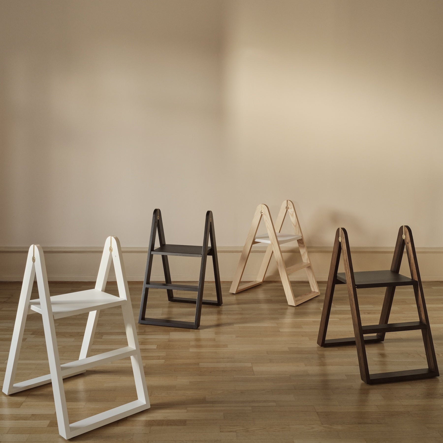 REECH Step Ladder, Dark Ash