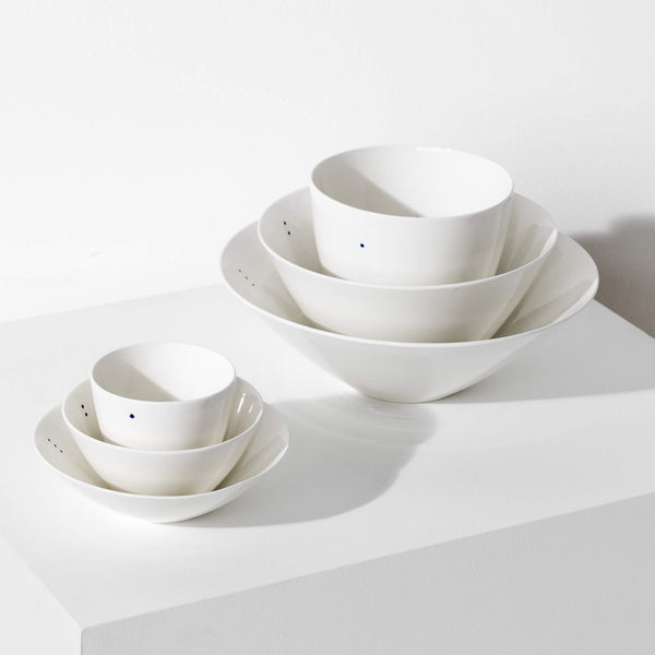 Porcelain bowl set with bowls of different shapes and sizes