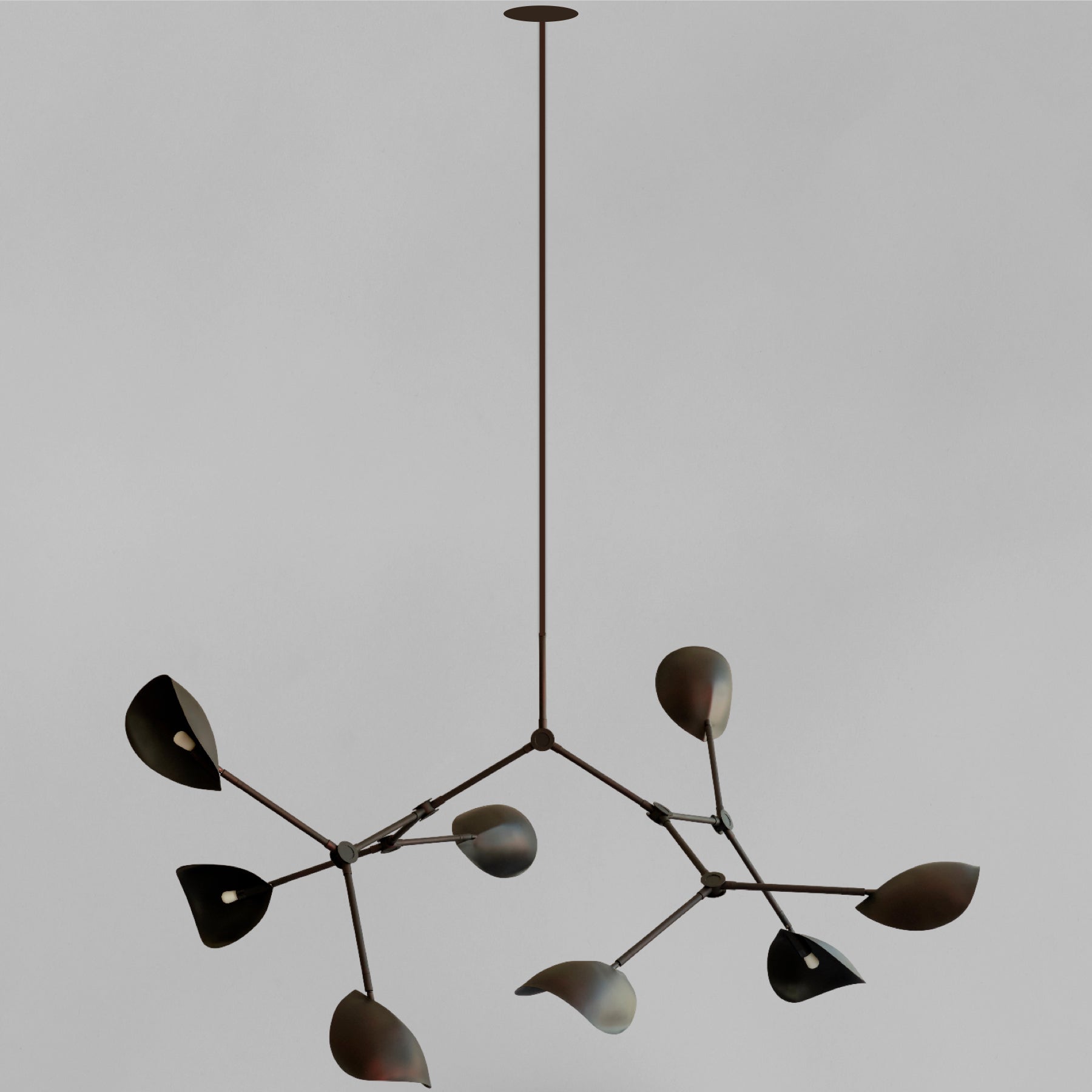 Stingray Chandelier, Grande - Burned Black with Rods*