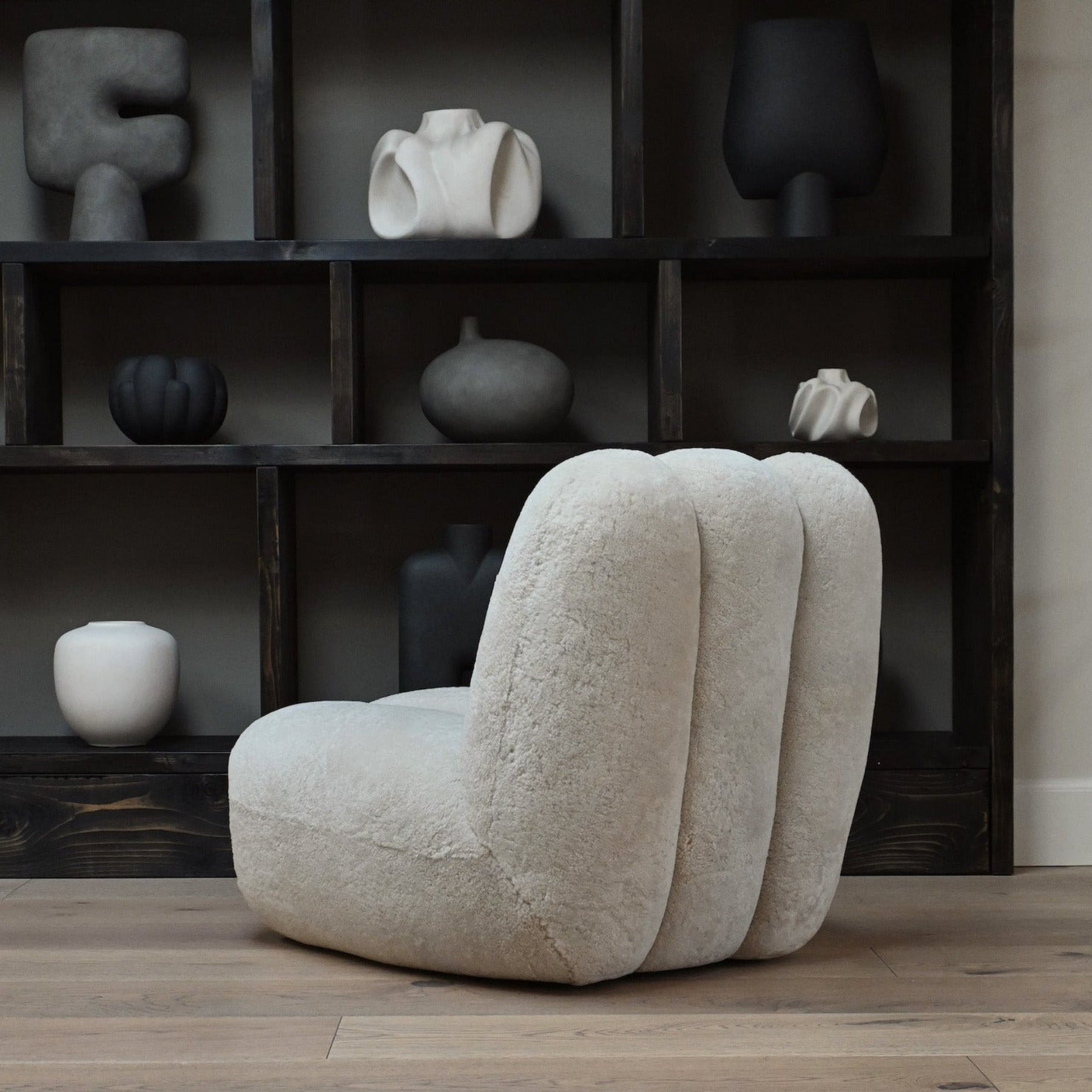 Toe Chair - Sheepskin, Sandshell