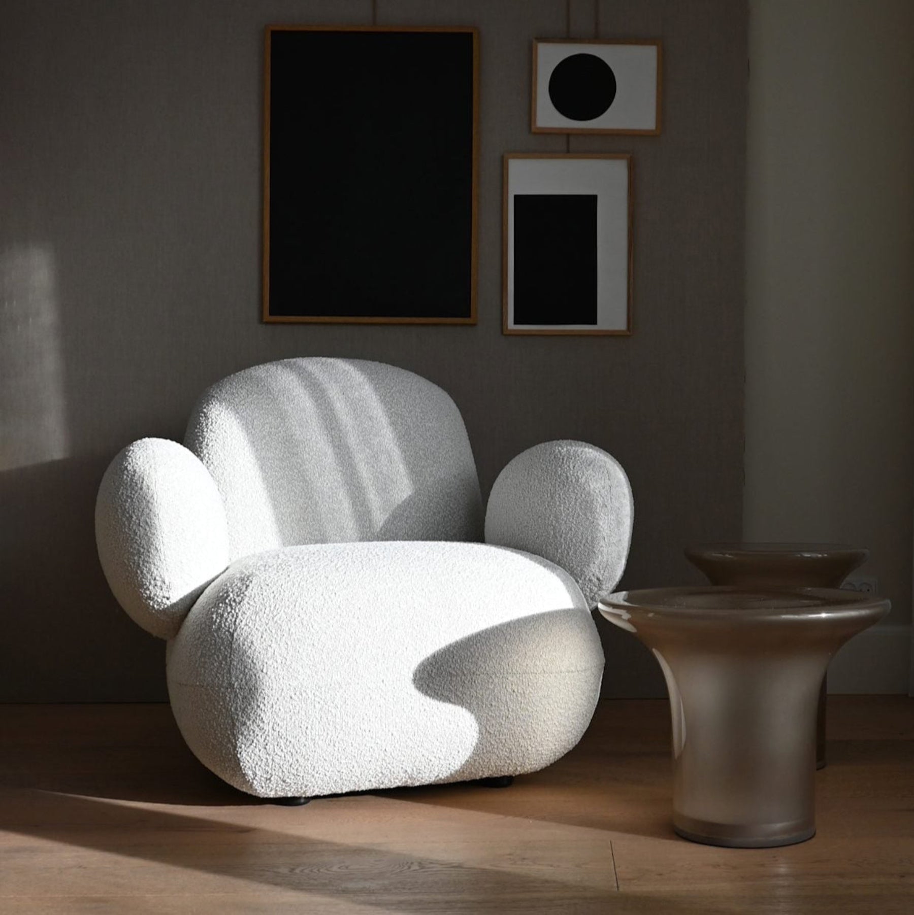 Toe Armchair, Flat - Off White Bouclé