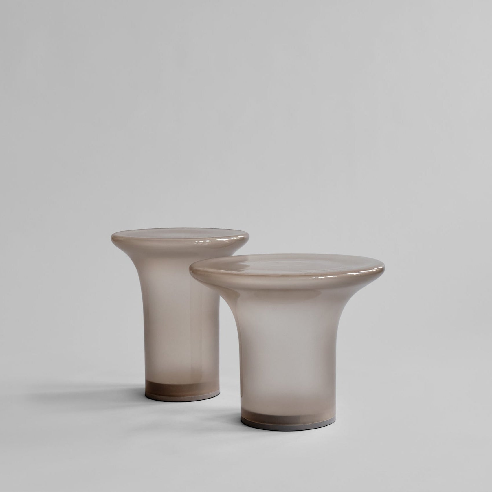 Trumpet Table, Low - Smoked Desert