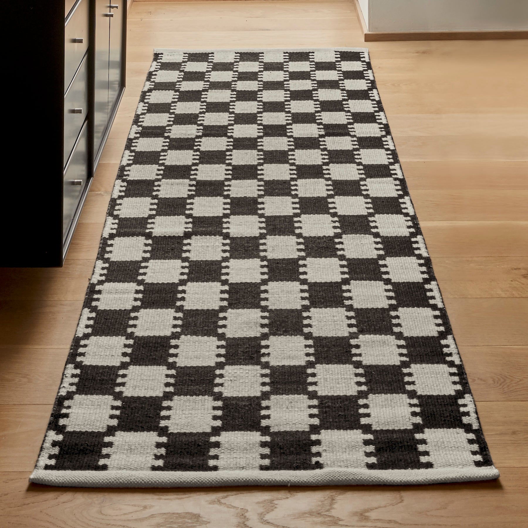 Vibeke Klint Rug VK-5, Black/Off-White, Runner 2.5' x 8'