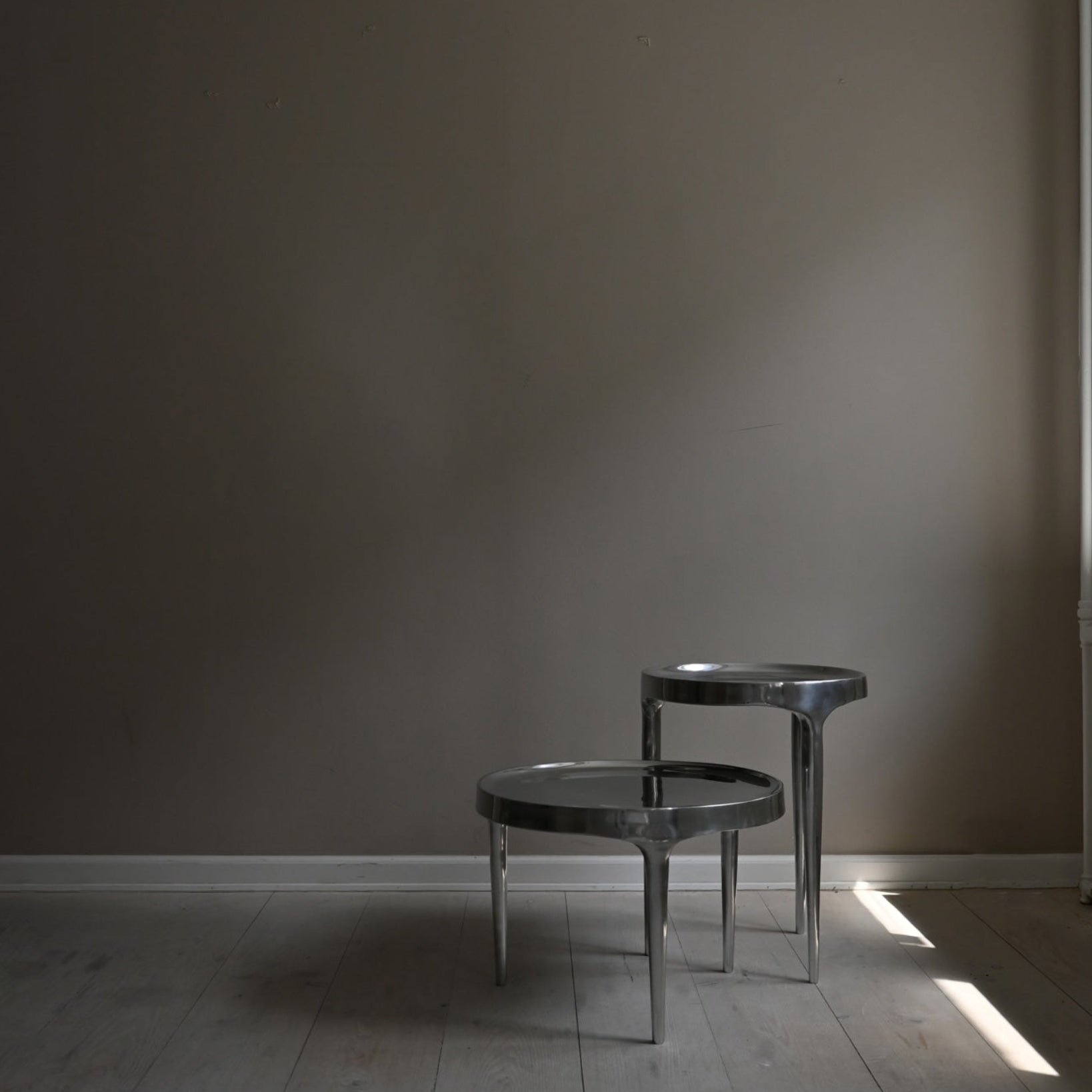 Phantom Table, Tall - Chrome
