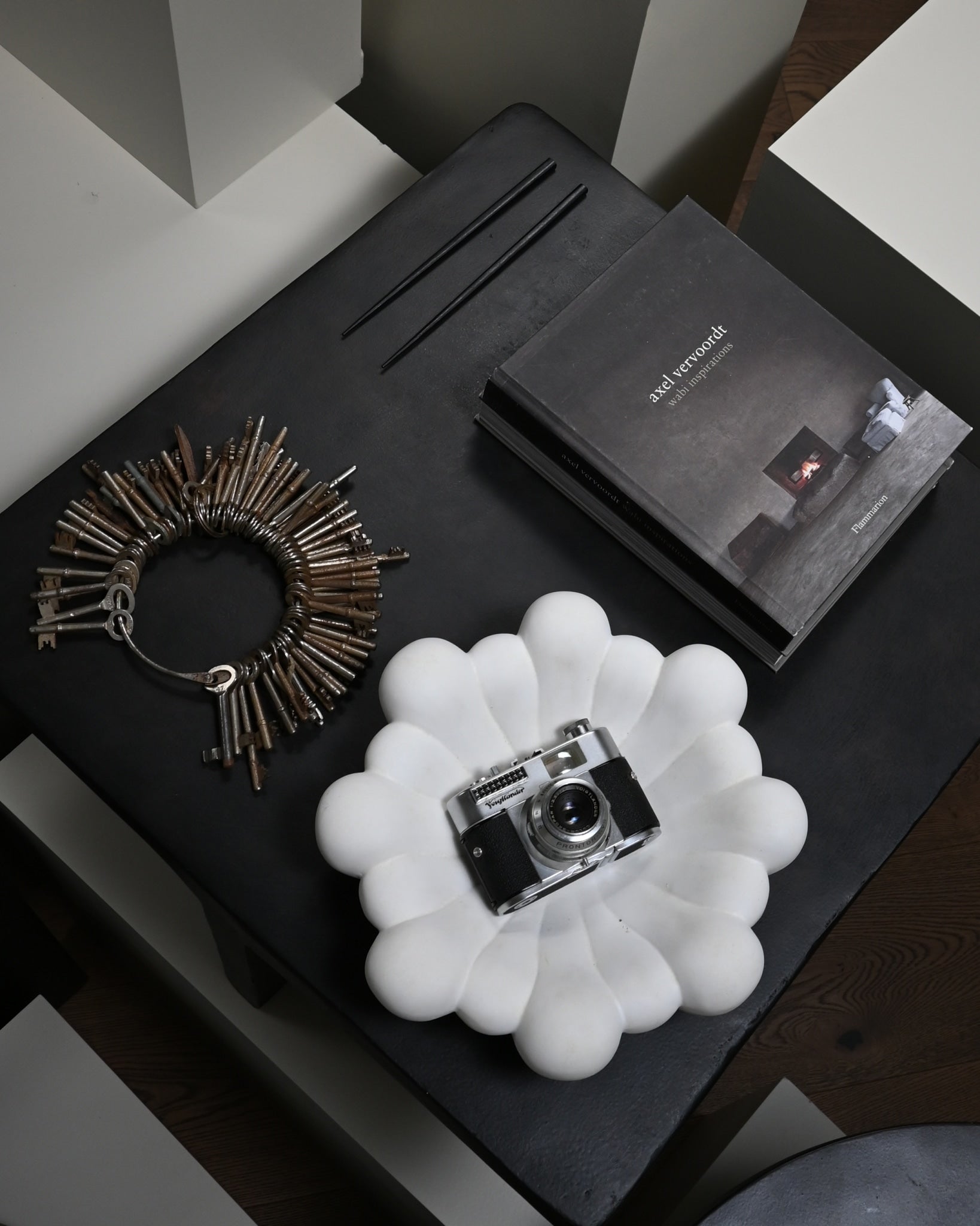 Bloom Tray, Medio - Bone White*