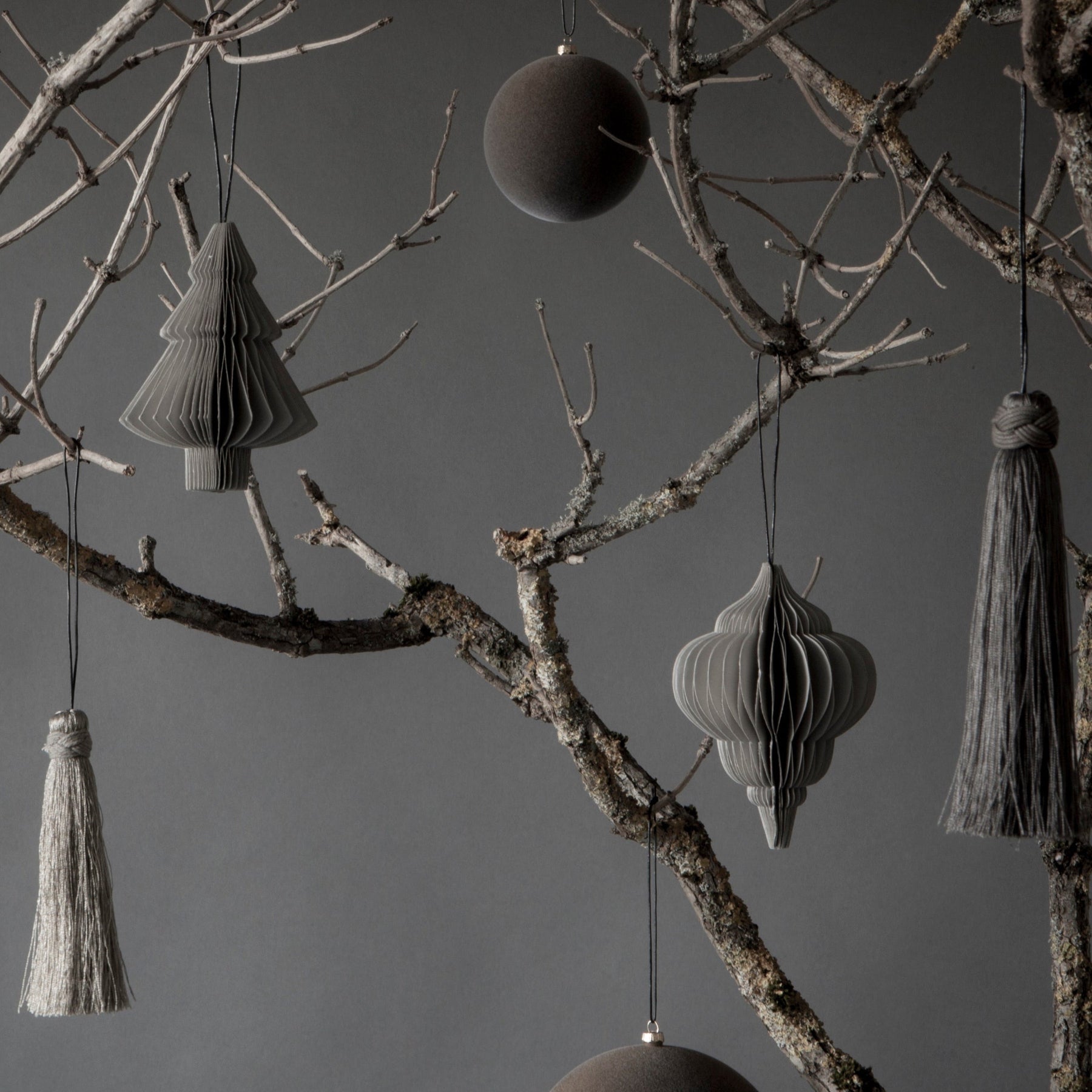 SUSTAIN folding ornament, tree nude grey (box of 6)