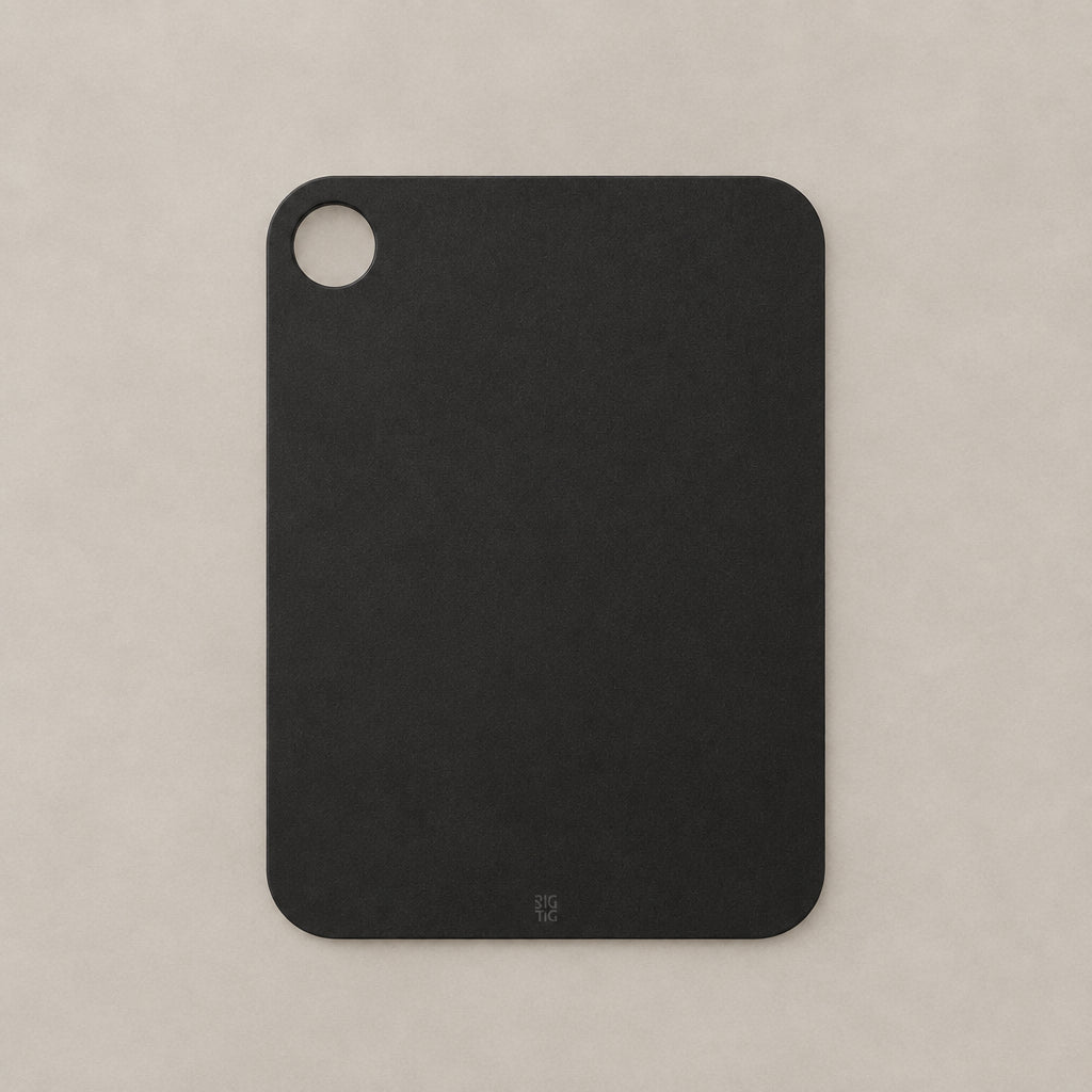 CUT-IT Chopping Board, medium - black