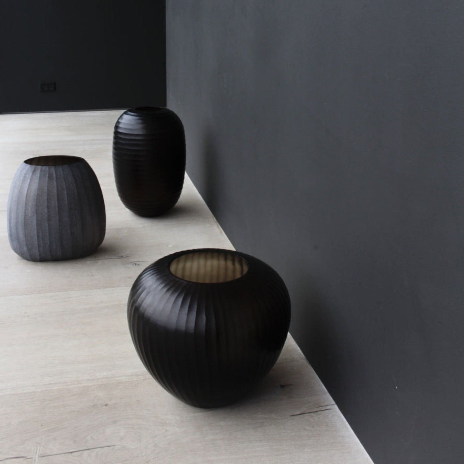 Organic vase 07 - black