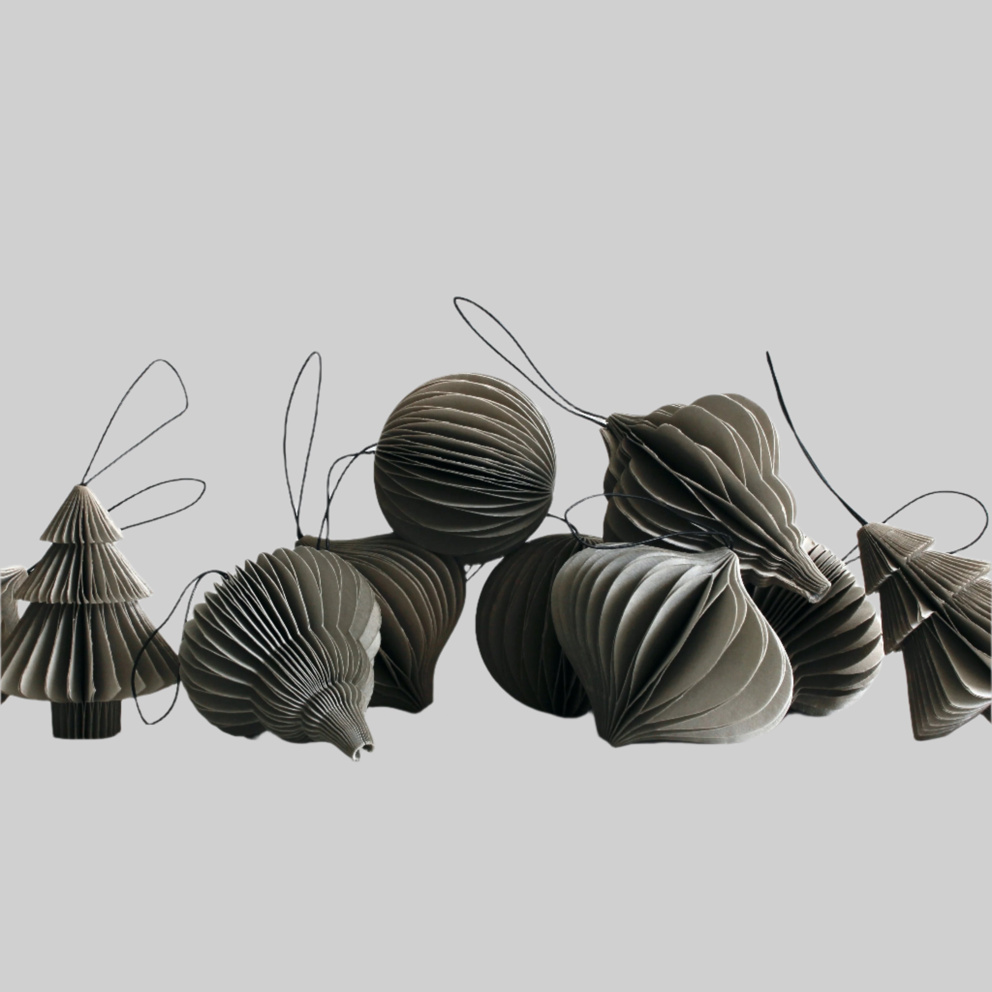 SUSTAIN folding ornament, onion camel. (box of 6)