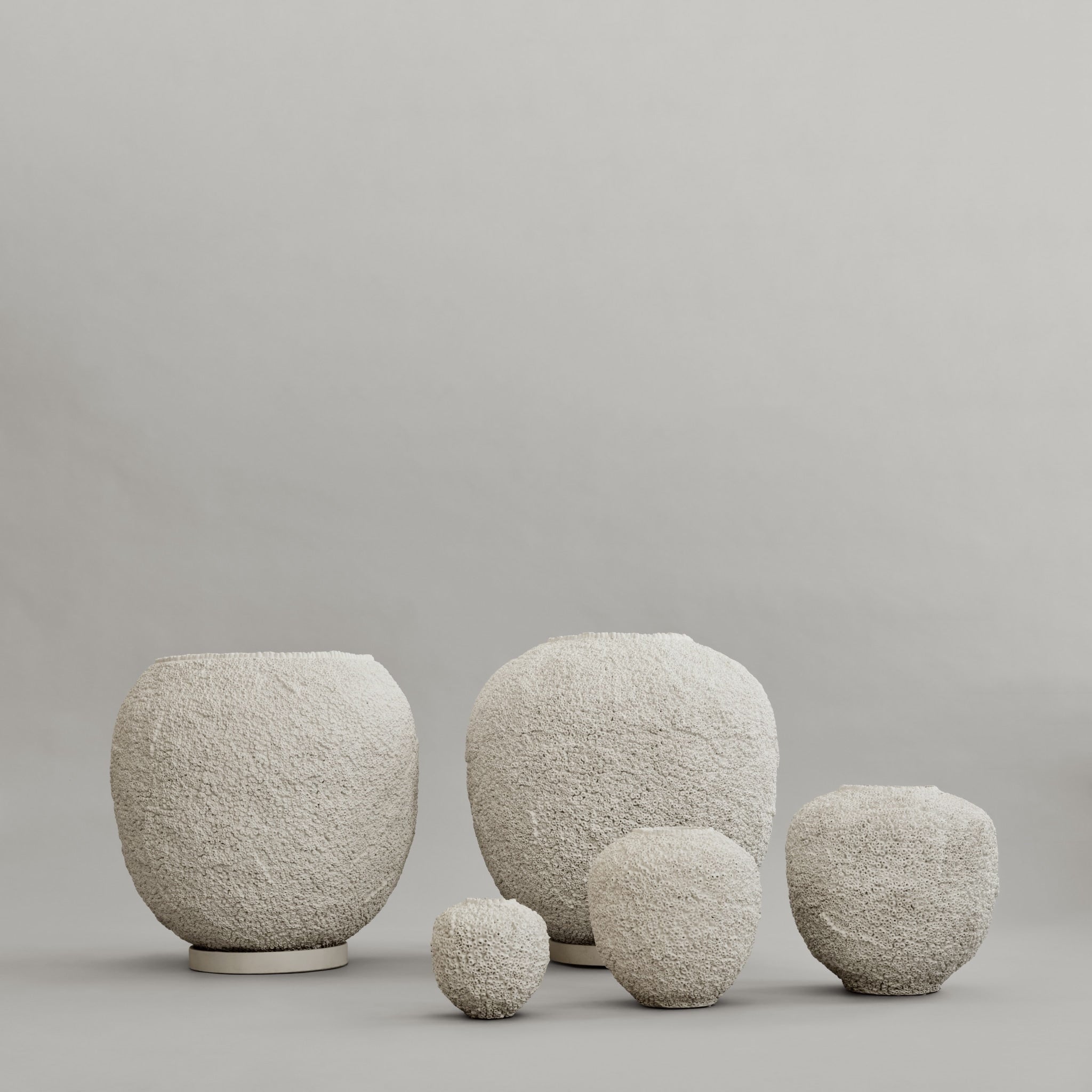 Sunao Vase, Medio - Beehive, Birch Finish