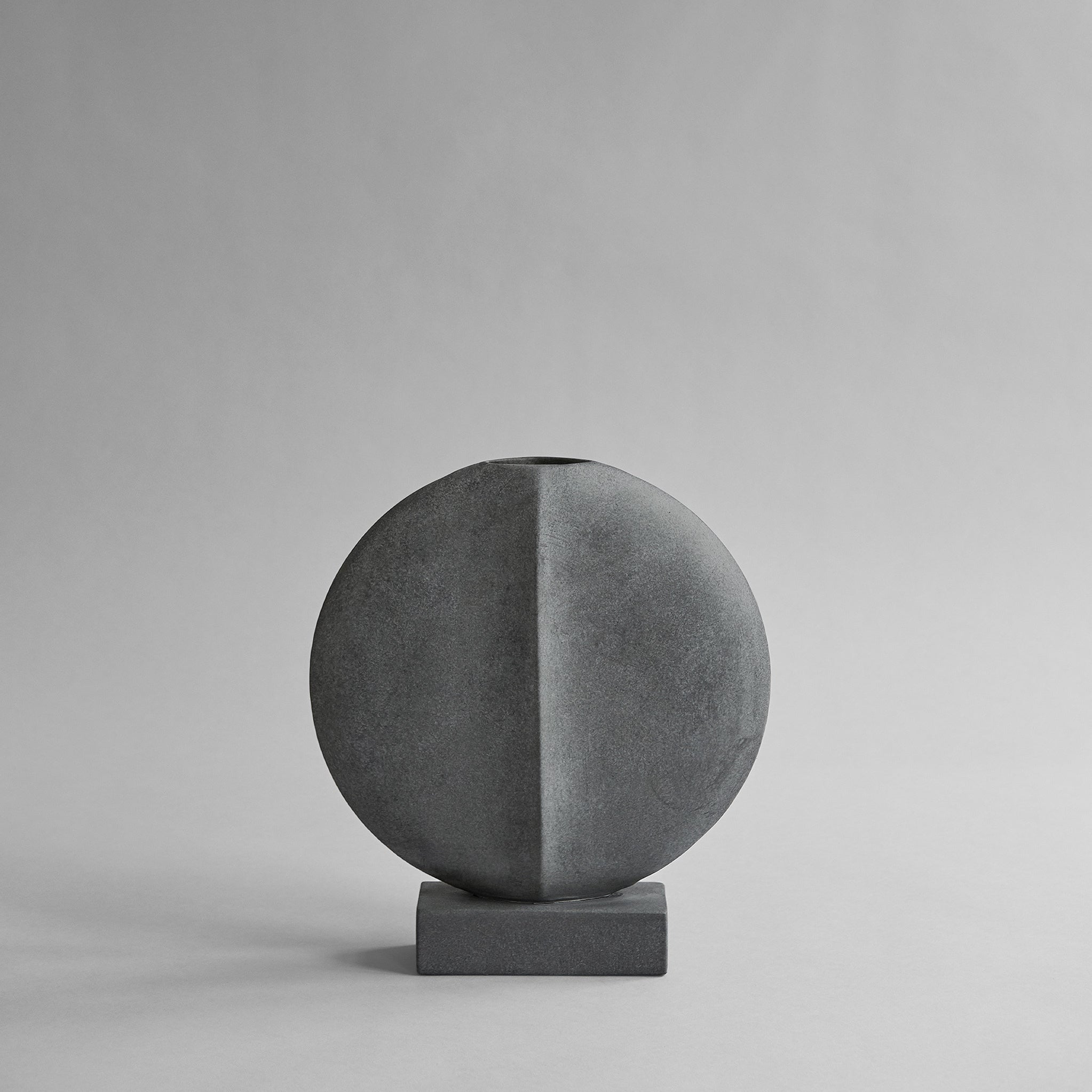 Guggenheim, Mini - Dark Grey