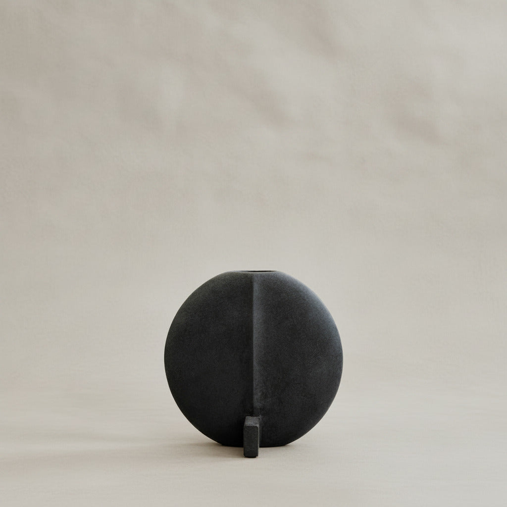 Guggenheim Vase, Petit - Black