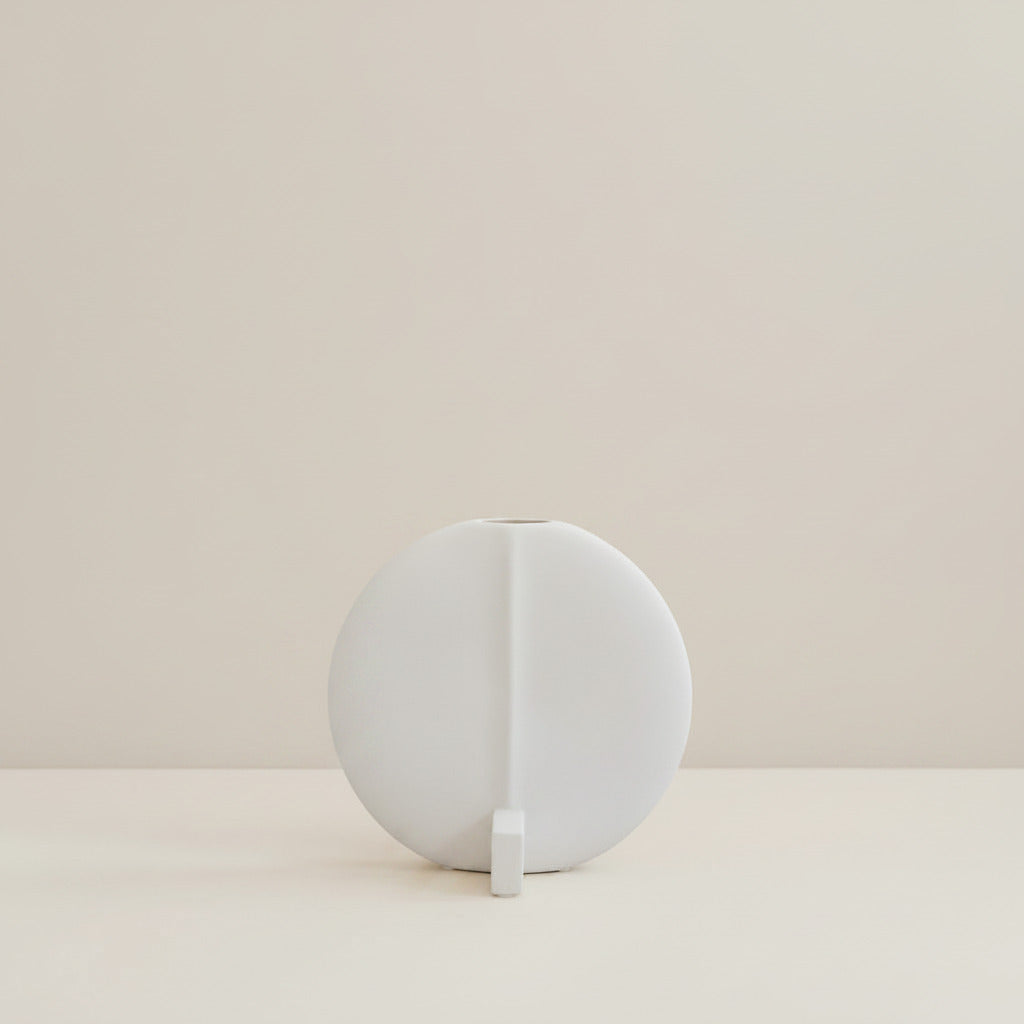 Guggenheim Vase, Petit - Bone White
