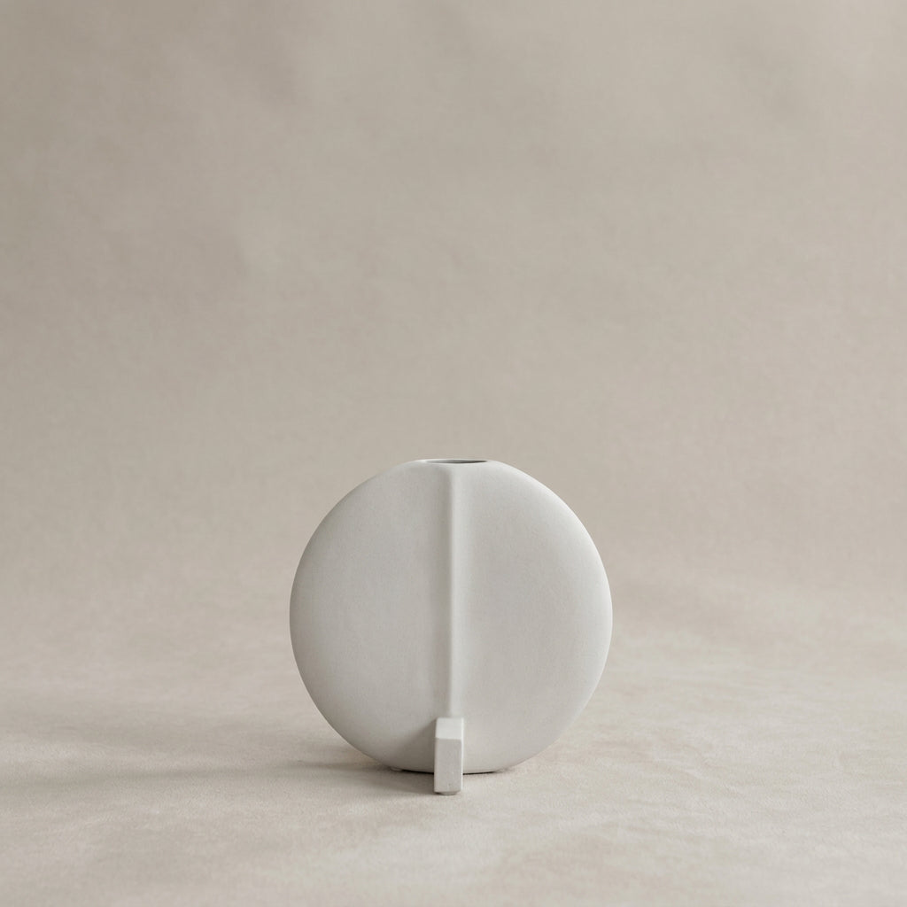 Guggenheim Vase, Petit - Bone White
