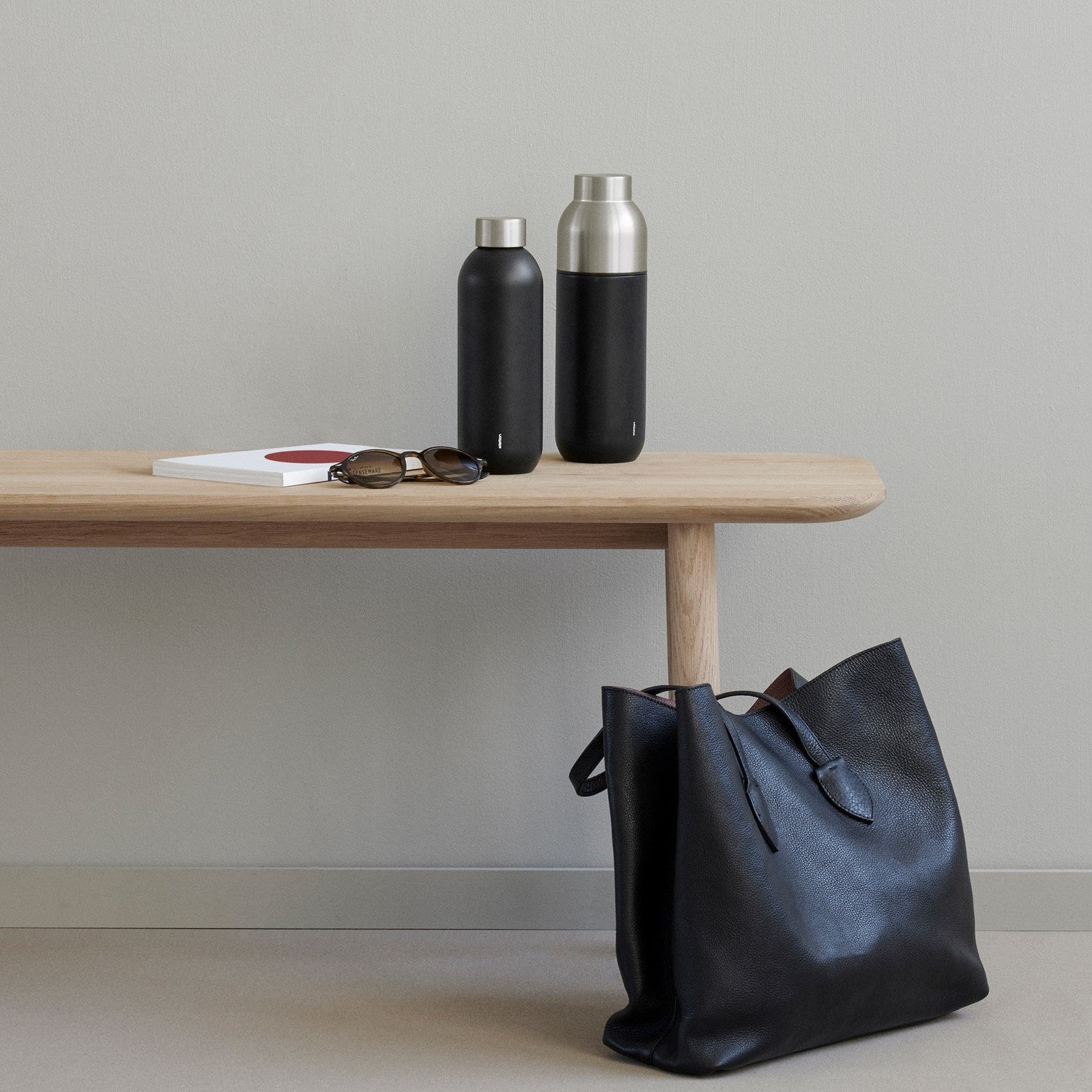 Keep Cool vacuum insulated bottle, black